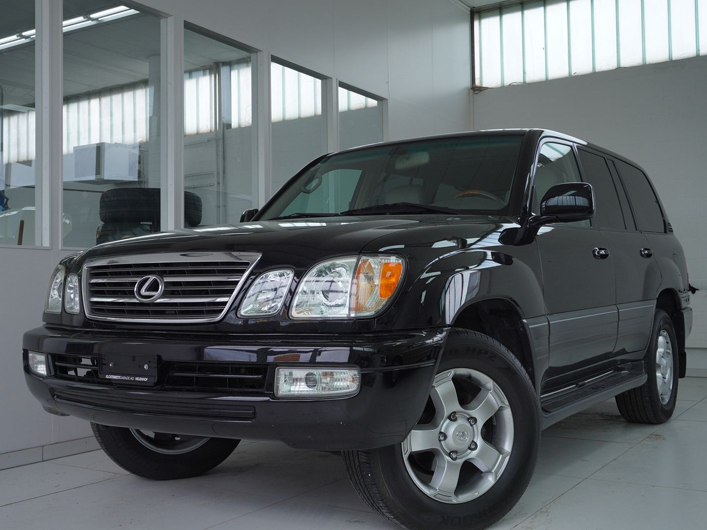 LEXUS 470 V8