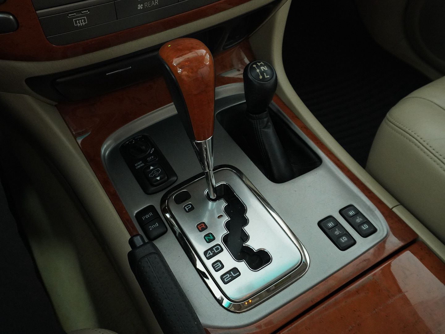 LEXUS 470 V8-image-12