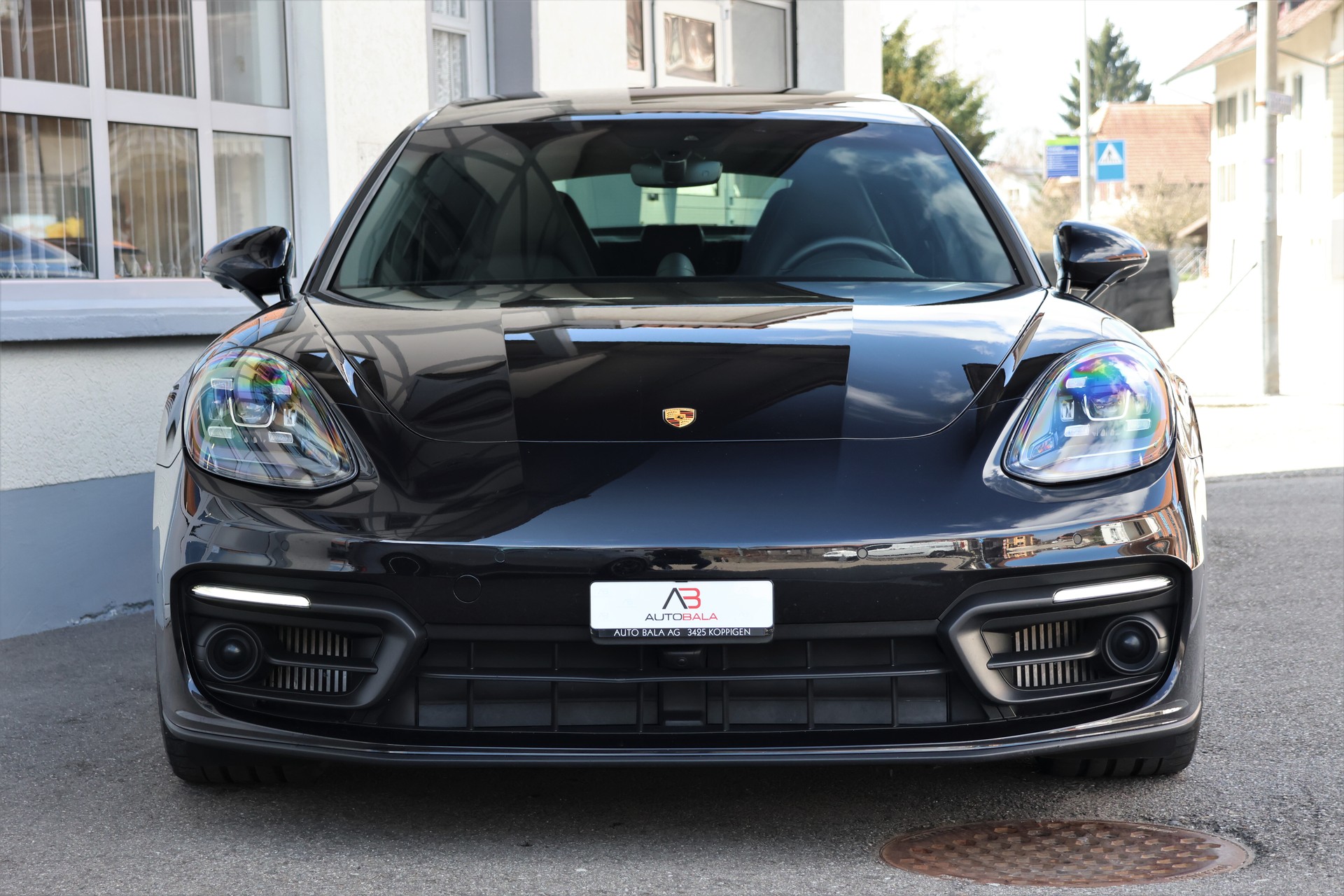 PORSCHE Panamera 4S E-Hybrid PDK (CH) „Approved bis 01/28“-image-1