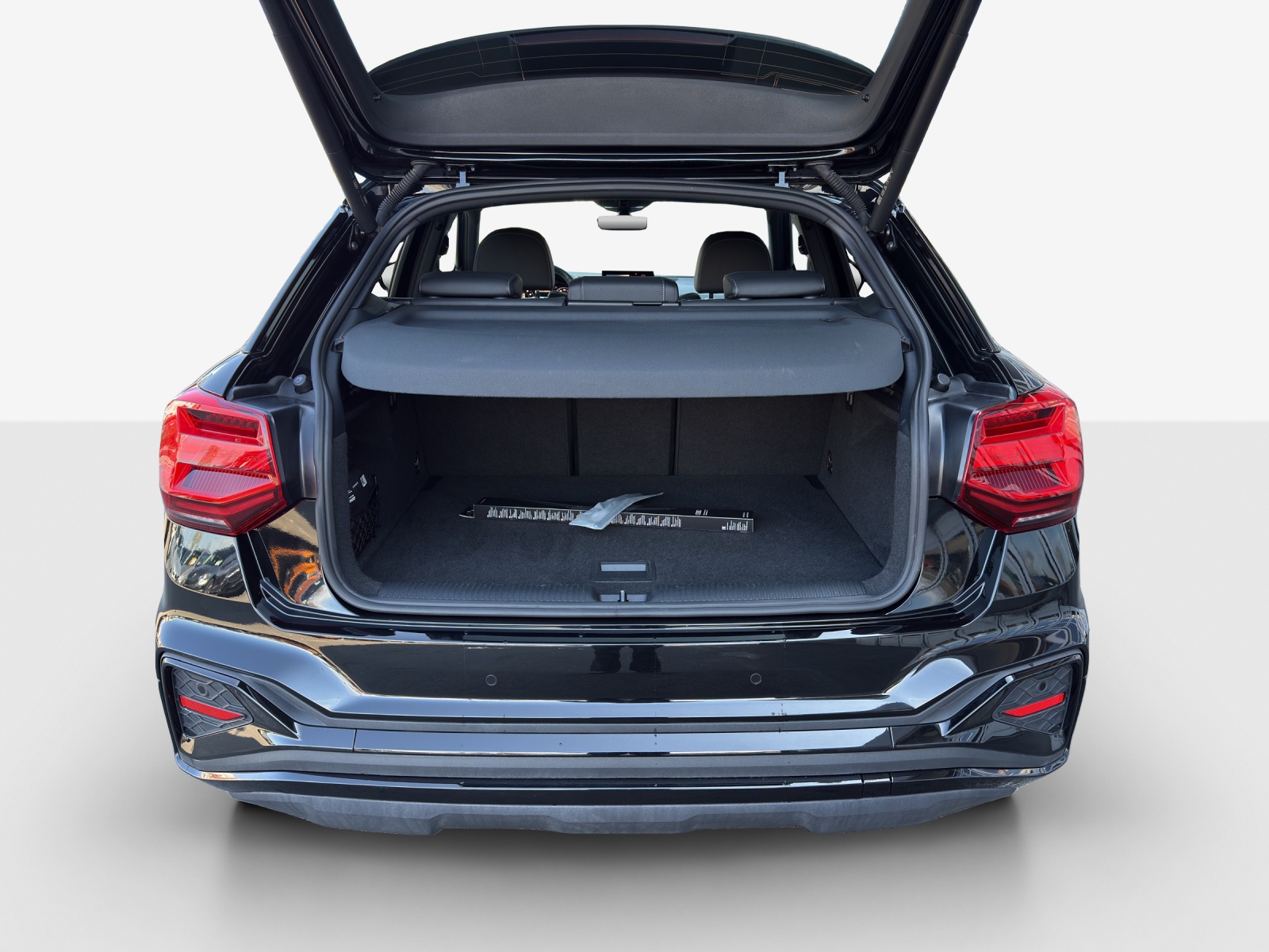 AUDI Q2 40 TFSI S line Attraction quattro S-tronic-image-12
