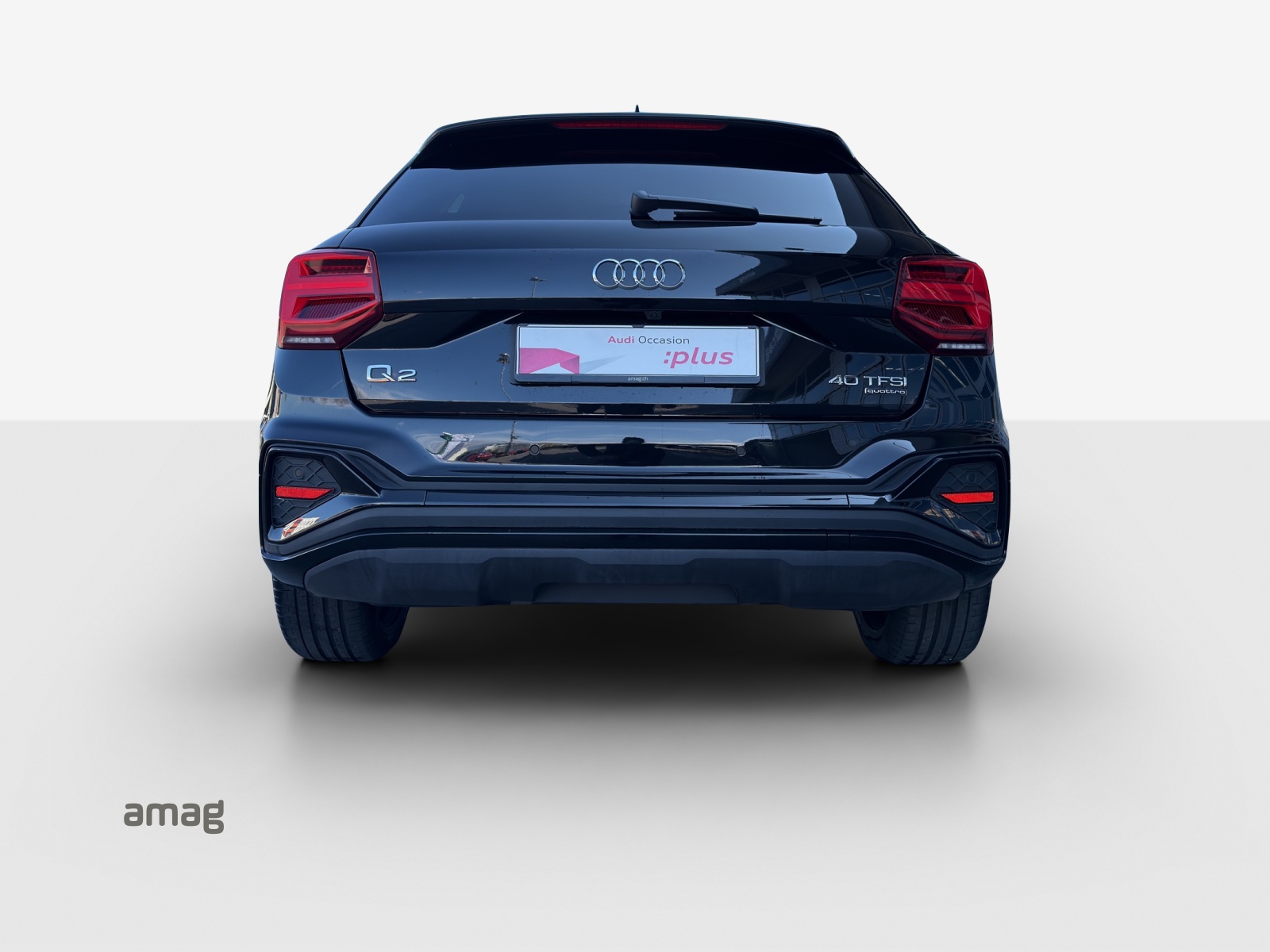 AUDI Q2 40 TFSI S line Attraction quattro S-tronic-image-3
