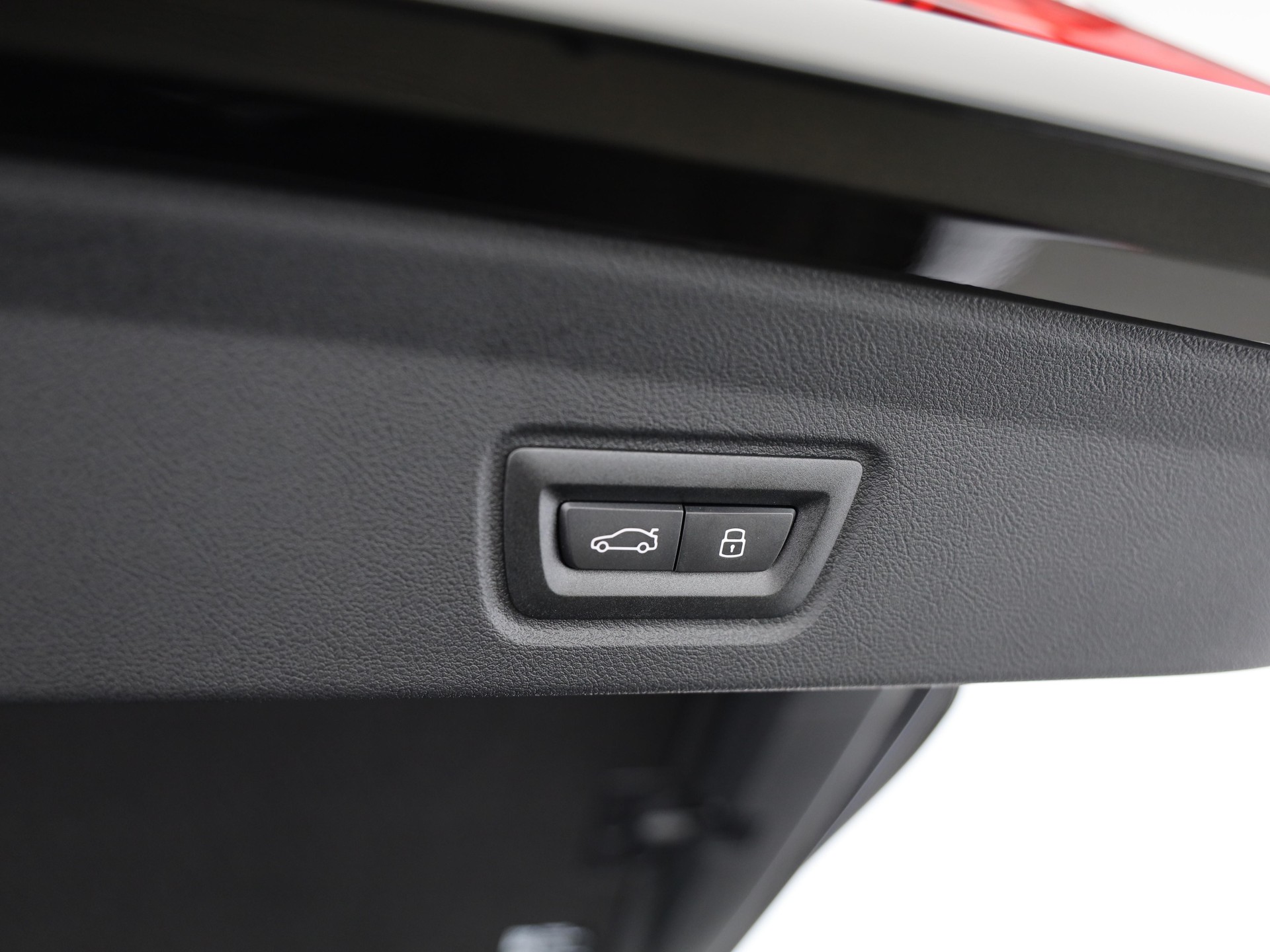 BMW i4 xDrive40-image-7