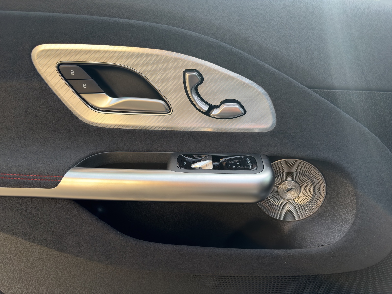 Image MERCEDES-BENZ CLA-350 CLA 350 4 Matic 85 kWh EQ