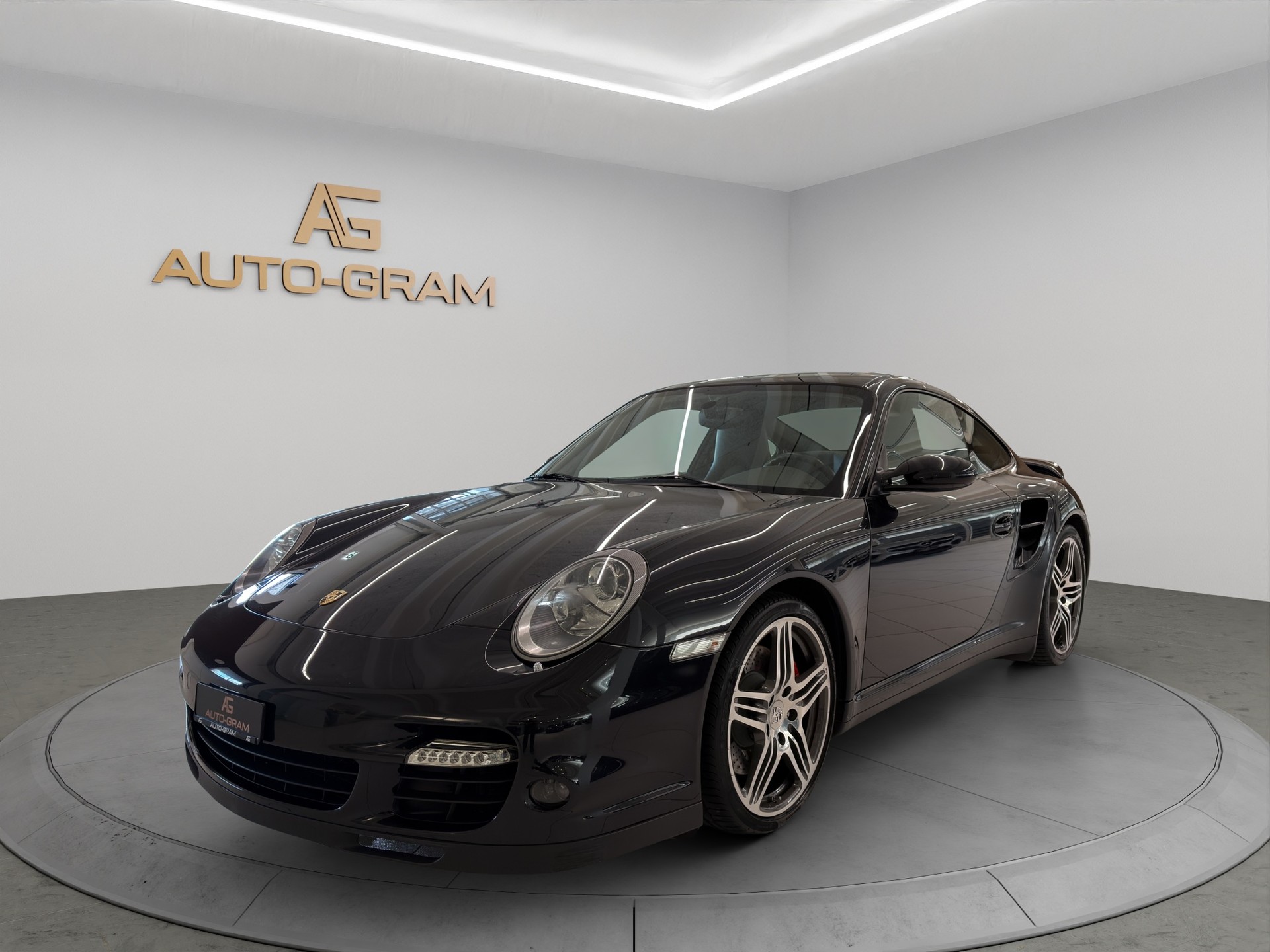 PORSCHE 911 Turbo-image-0
