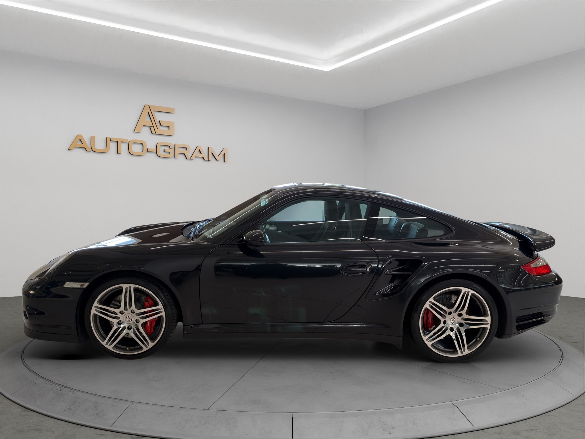 PORSCHE 911 Turbo-image-1
