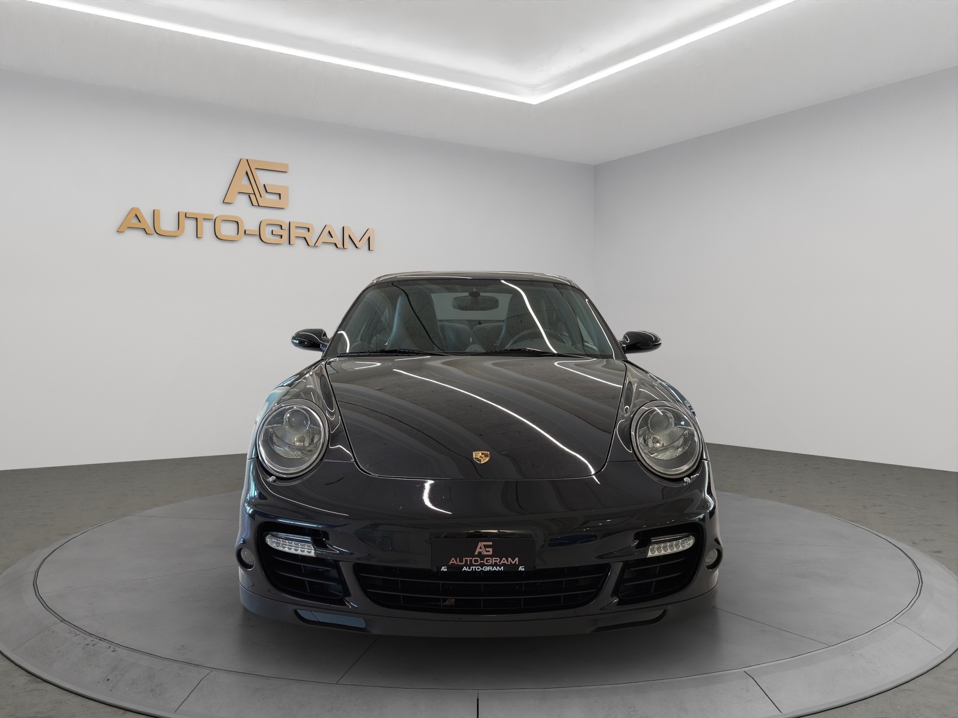 PORSCHE 911 Turbo-image-7