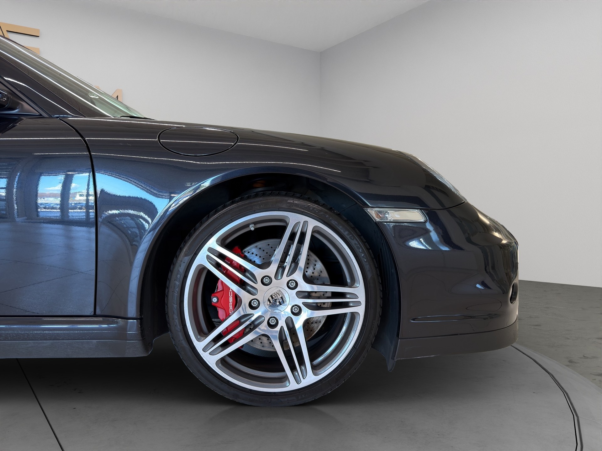 PORSCHE 911 Turbo-image-8