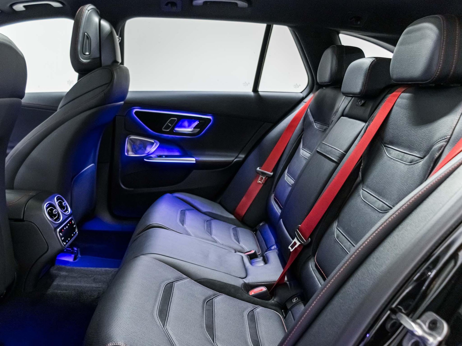 MERCEDES-BENZ C 43 AMG 4MATIC T-Modell "Executive Edition"-image-7