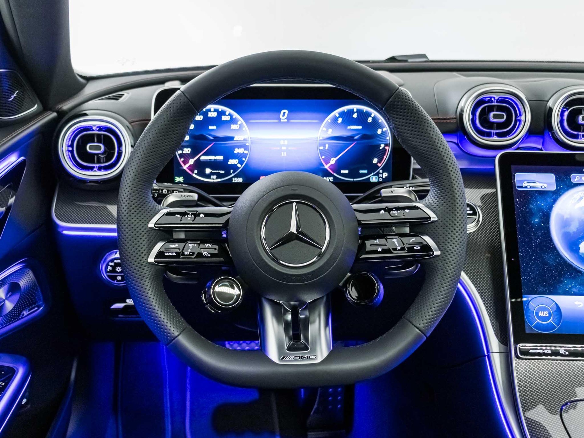 MERCEDES-BENZ C 43 AMG 4MATIC T-Modell "Executive Edition"-image-10