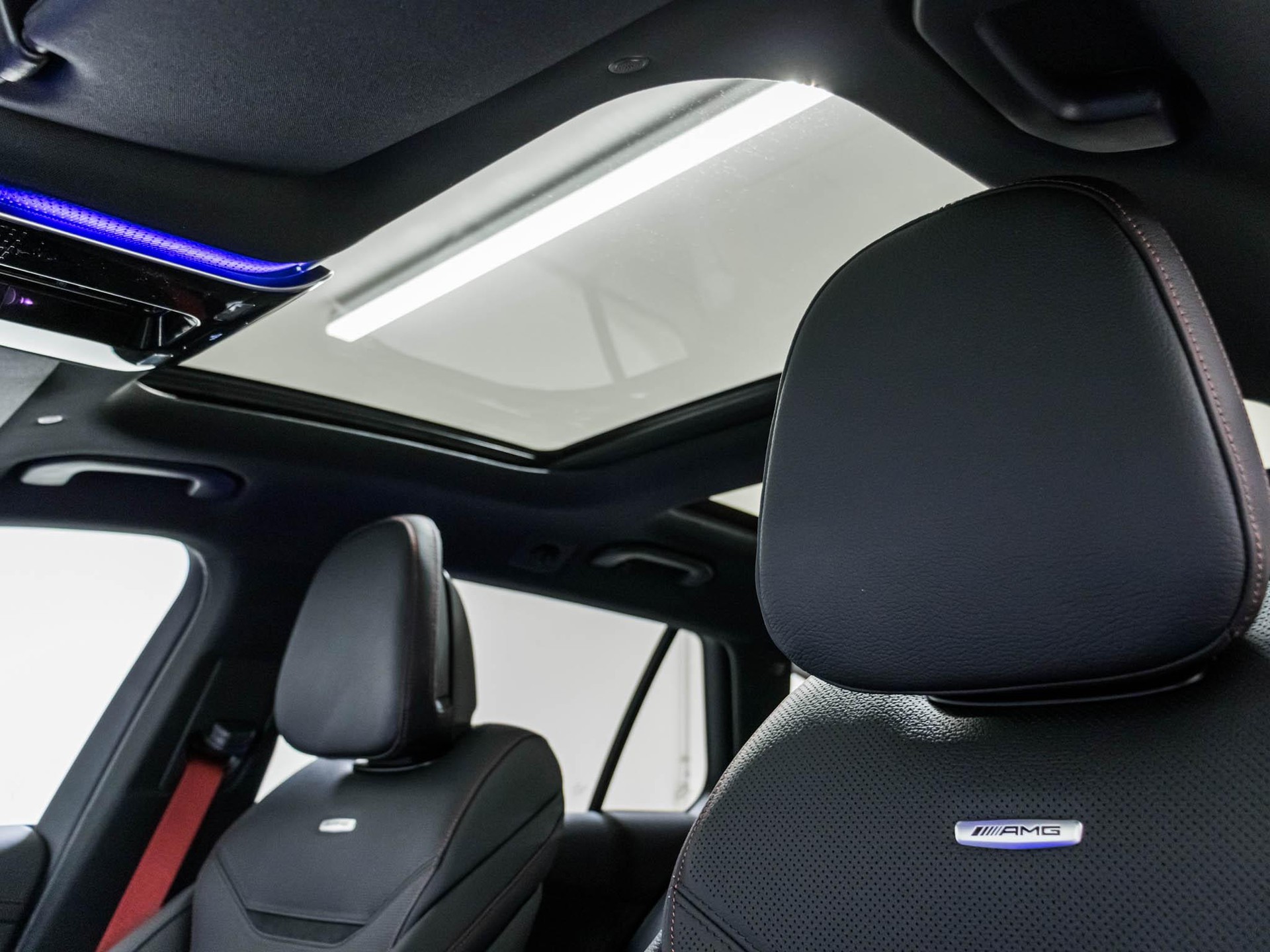 MERCEDES-BENZ C 43 AMG 4MATIC T-Modell "Executive Edition"-image-8