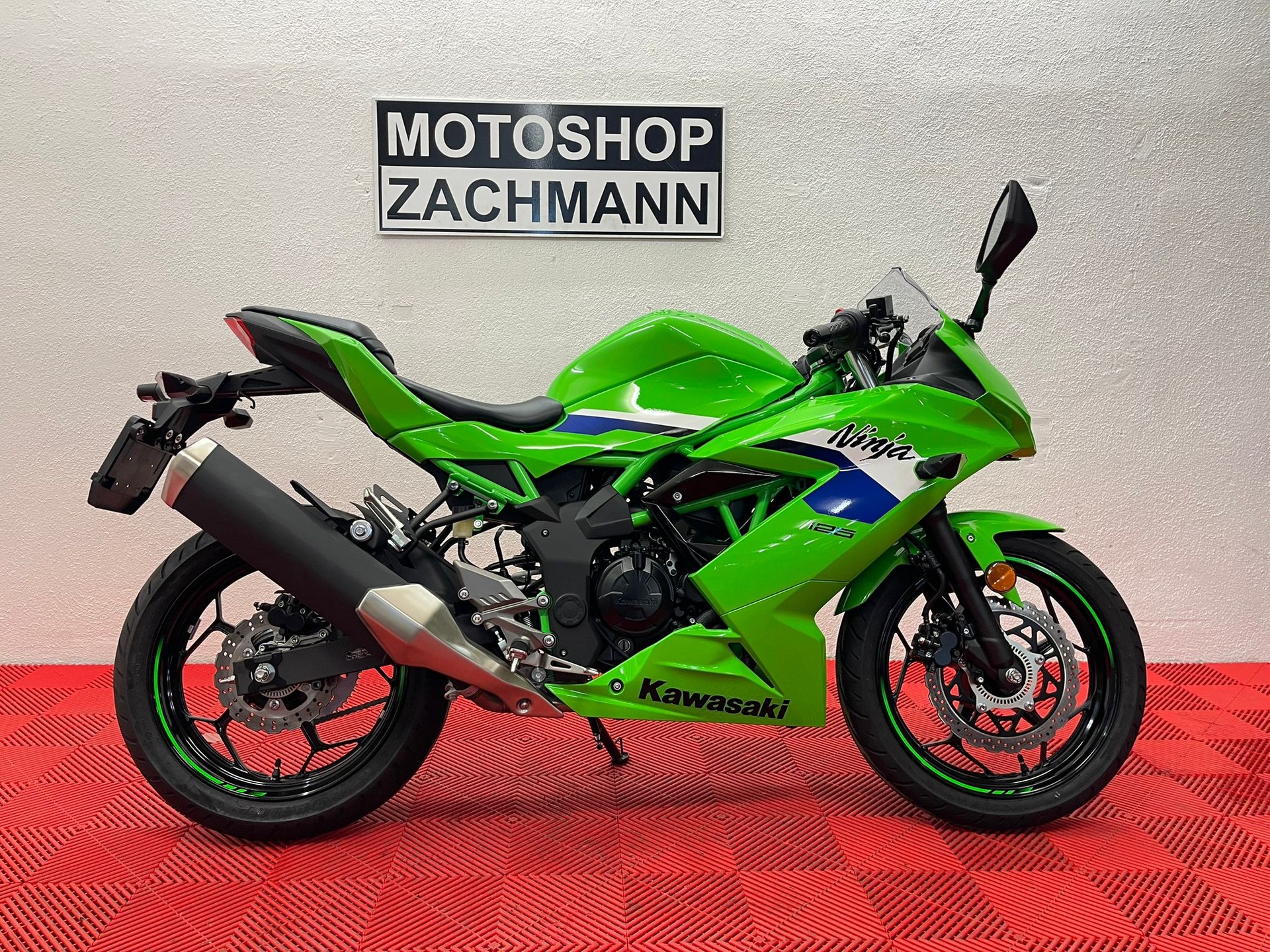 KAWASAKI Ninja 125