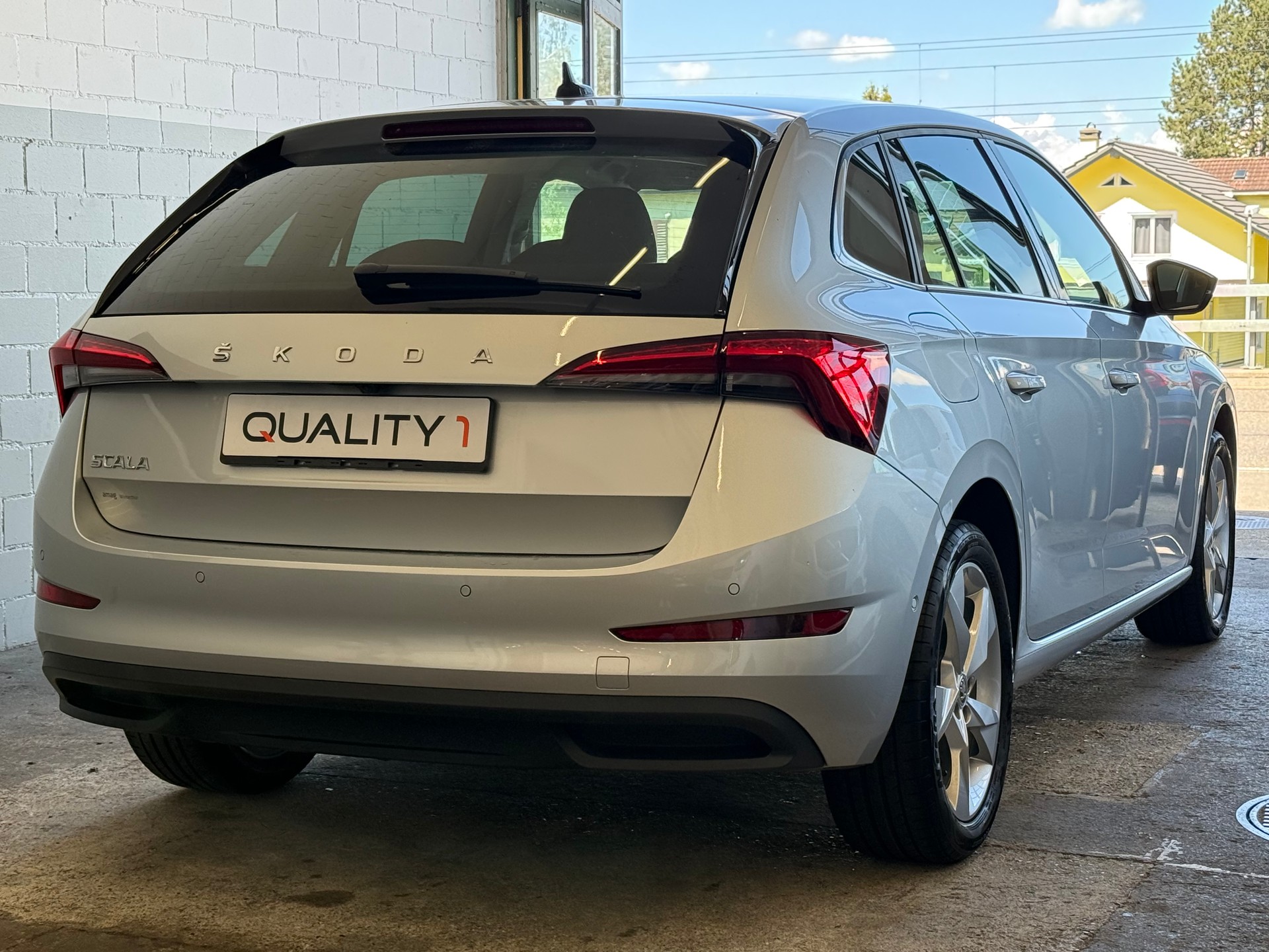 SKODA Scala 1.5 TSI ACT Style DSG-image-3