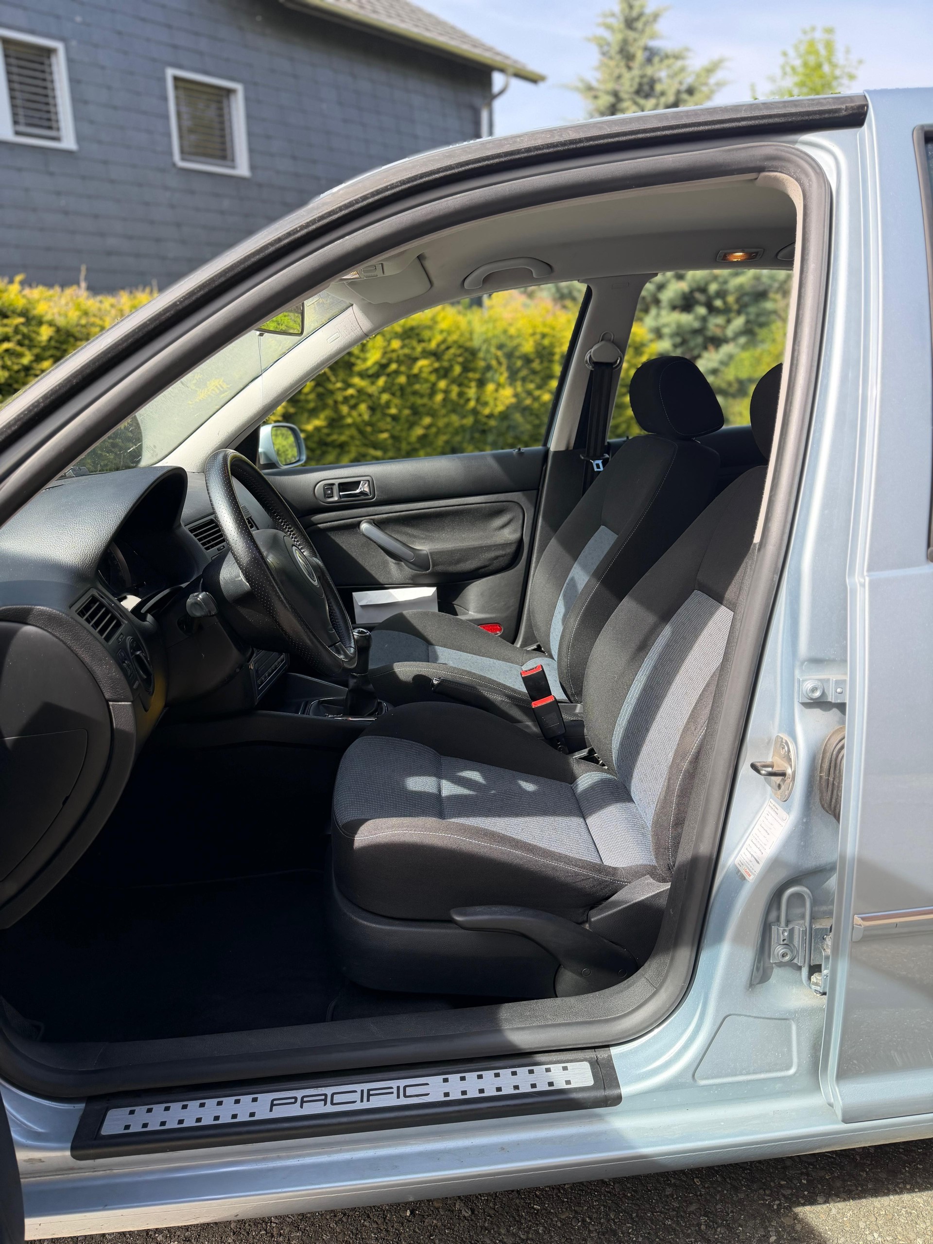 VW BORA-image-6