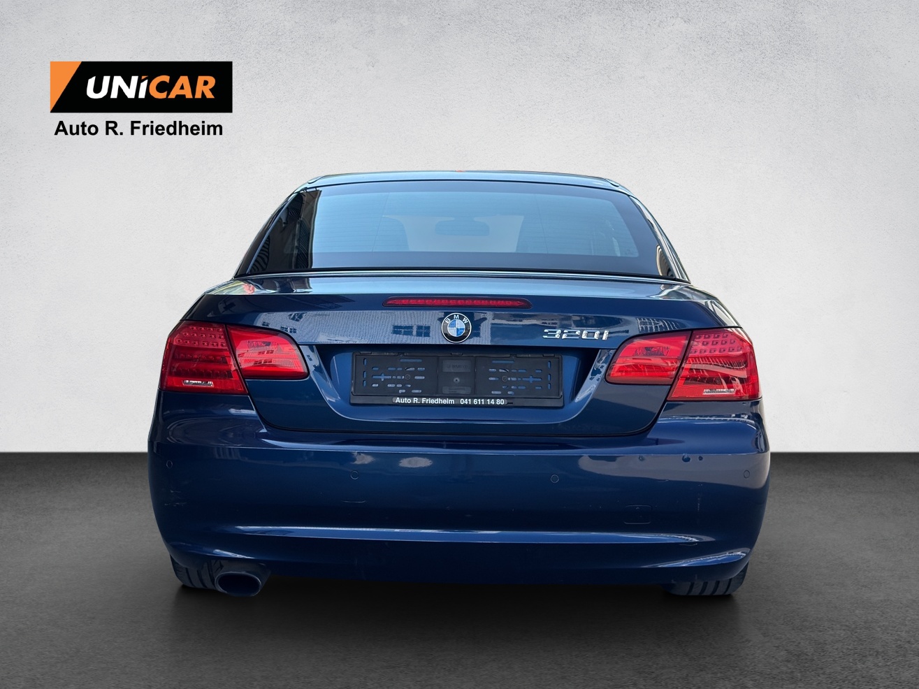 BMW 320i Cabriolet Steptronic-image-5