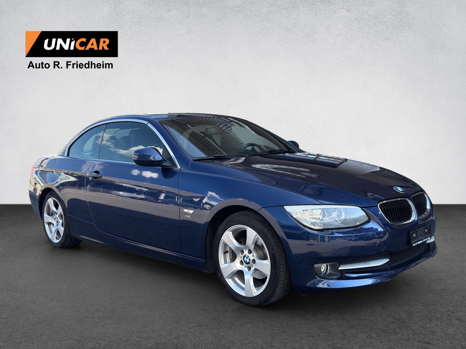 BMW 320i Cabriolet Steptronic-image-0