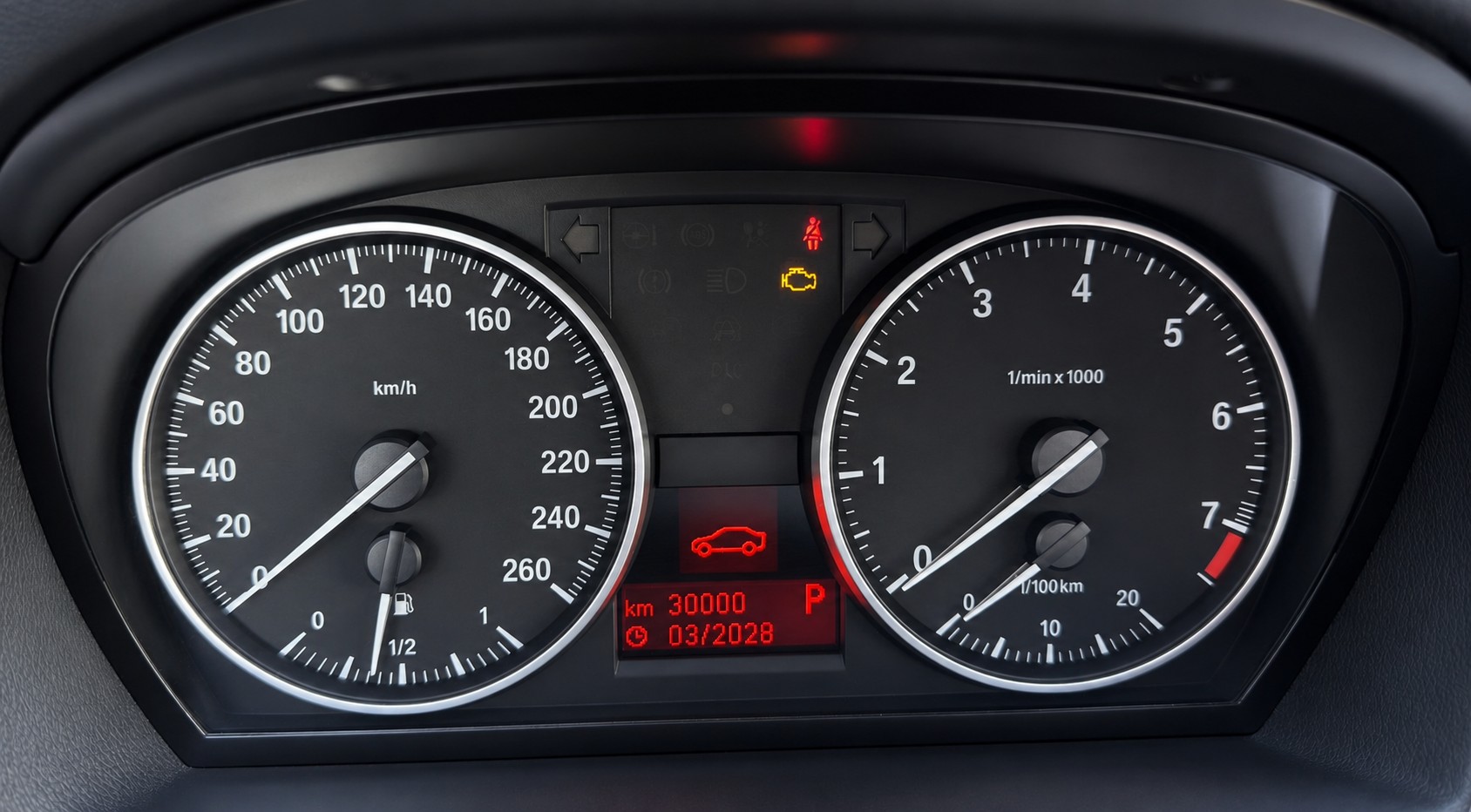 BMW 320i Cabriolet Steptronic-image-13
