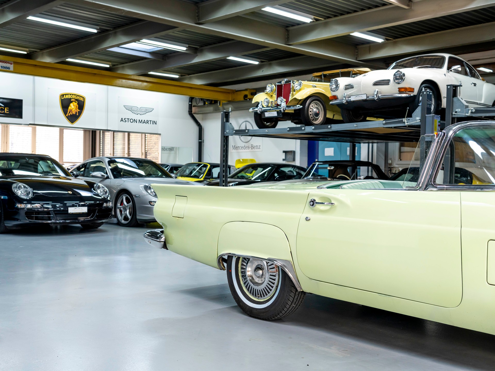 FORD Thunderbird 5.2 Liter V8 245PS-image-25