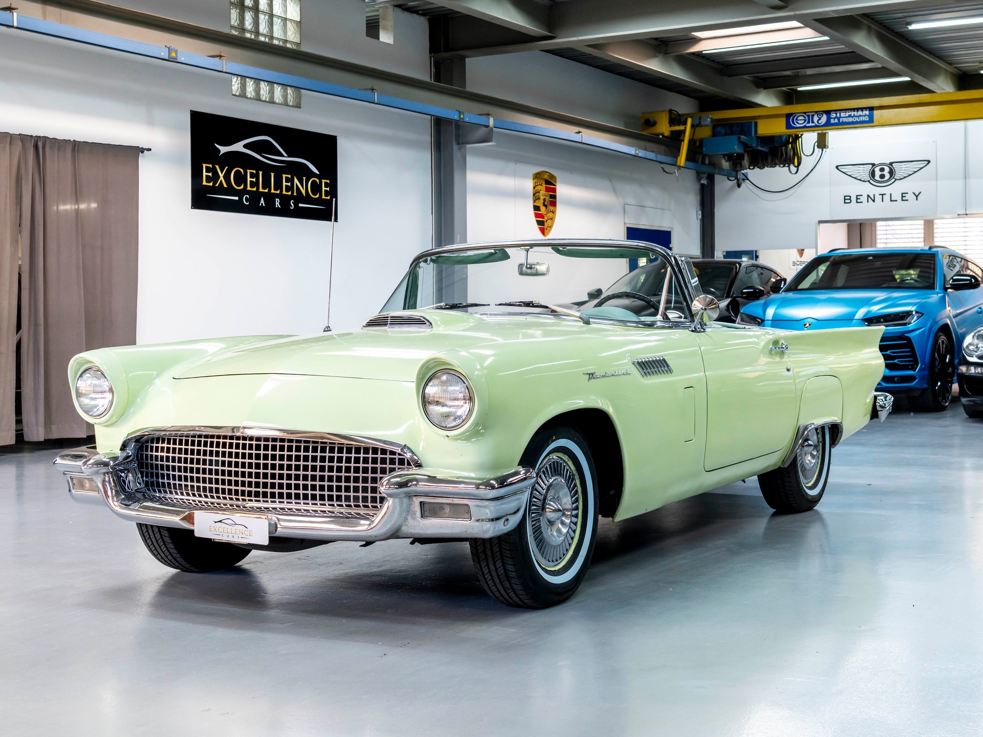 FORD Thunderbird 5.2 Liter V8 245PS-image-29