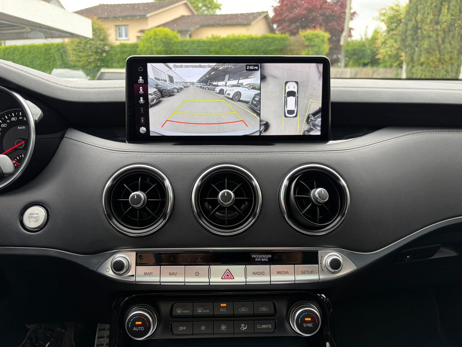 KIA Stinger 3.3 T-GDi GT Automat AWD-image-15