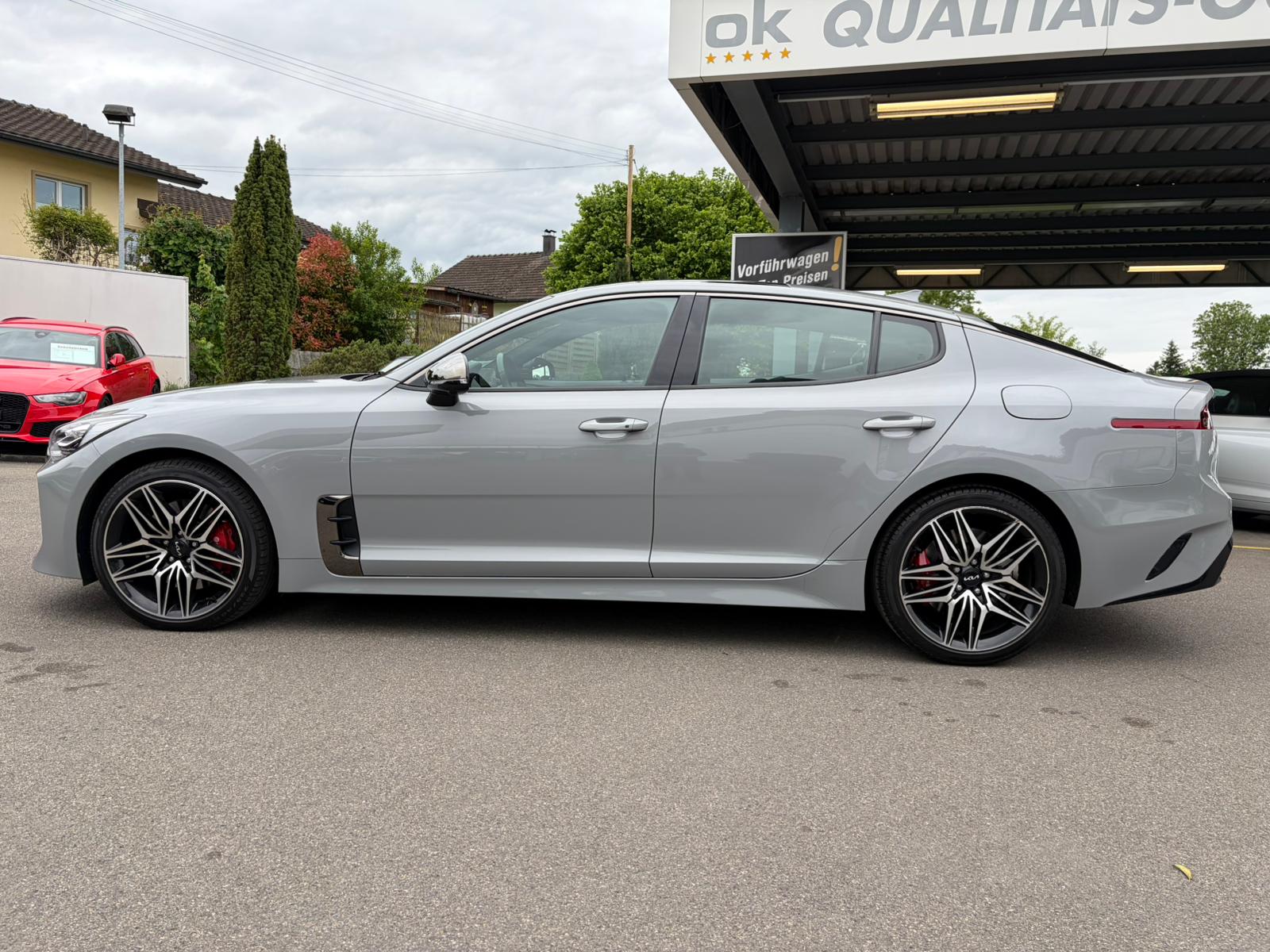 KIA Stinger 3.3 T-GDi GT Automat AWD-image-4