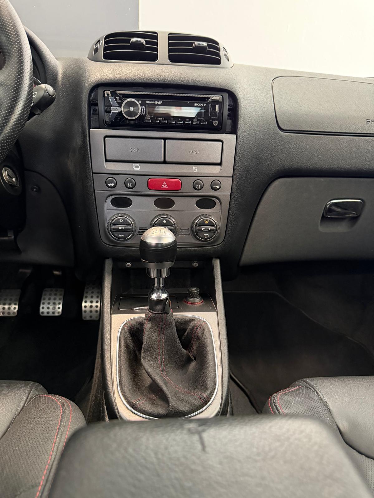 ALFA ROMEO 147 1.9 16V JTD Q2 ***CH-Fahrzeug***-image-9