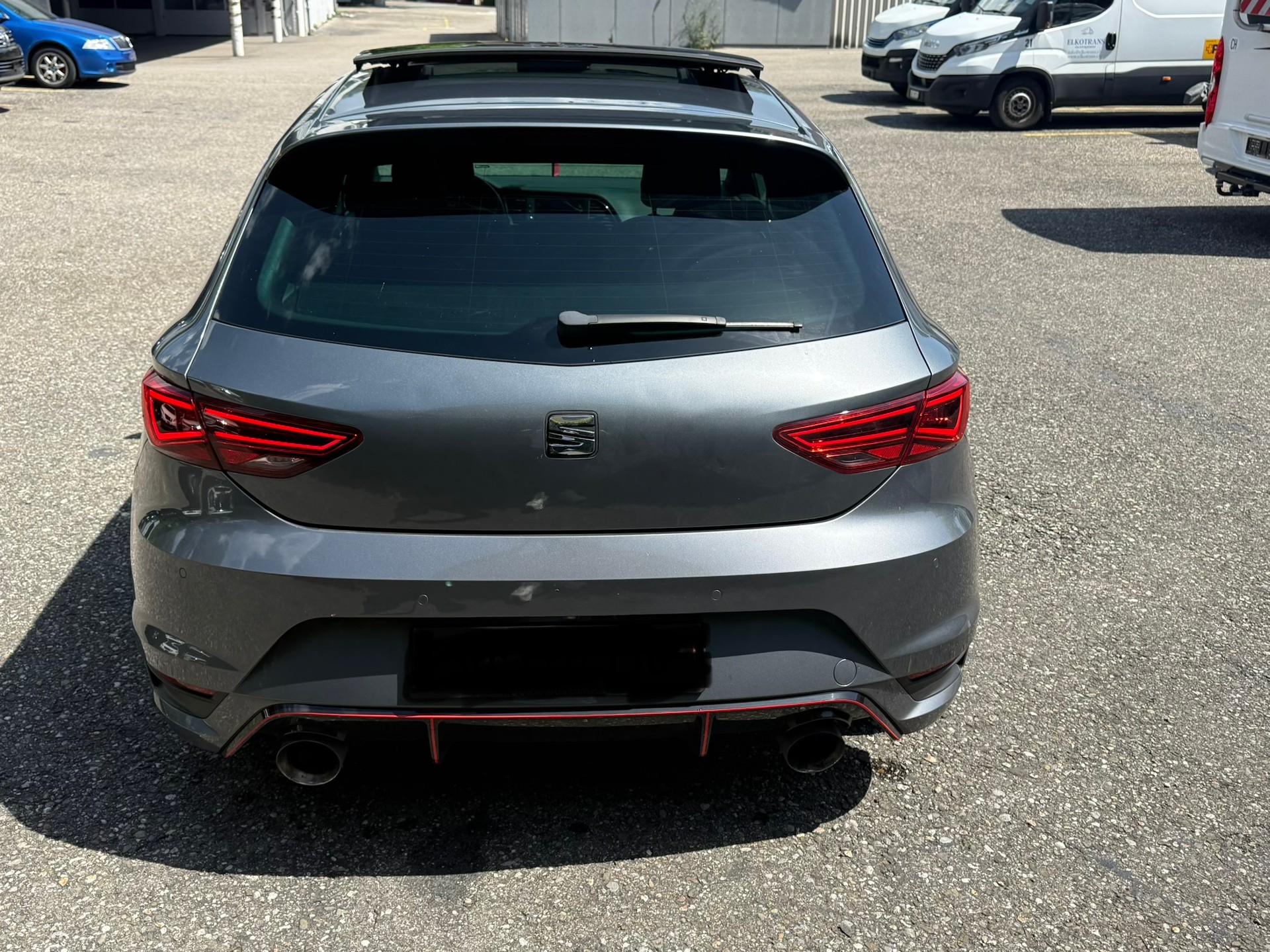 SEAT Leon 1.4 TSI ACT FR Line DSG-image-3