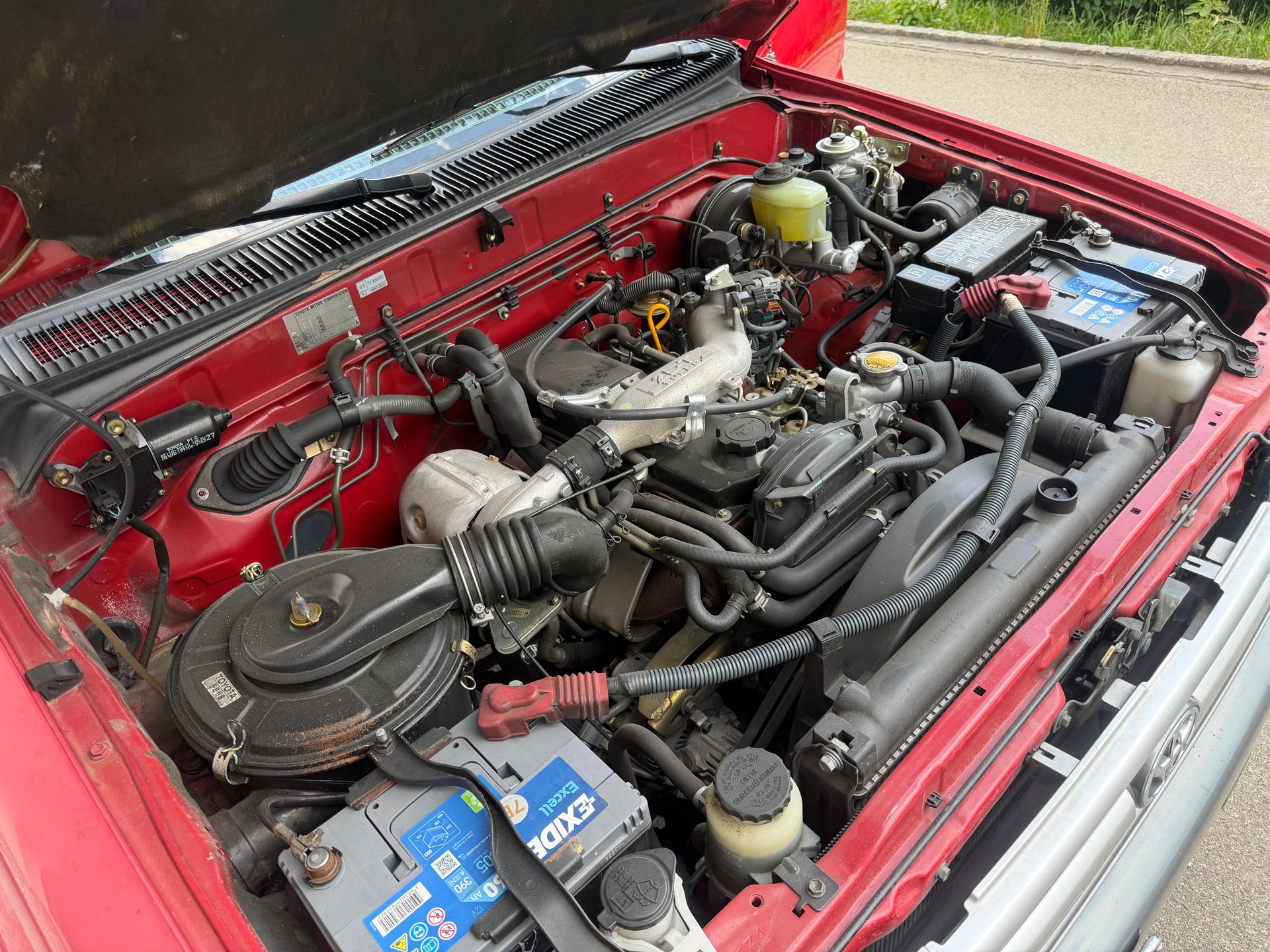 TOYOTA Hilux LN 165 - L-image-14