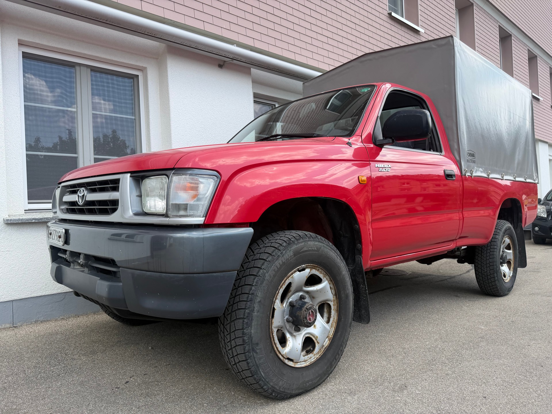 TOYOTA Hilux LN 165 - L