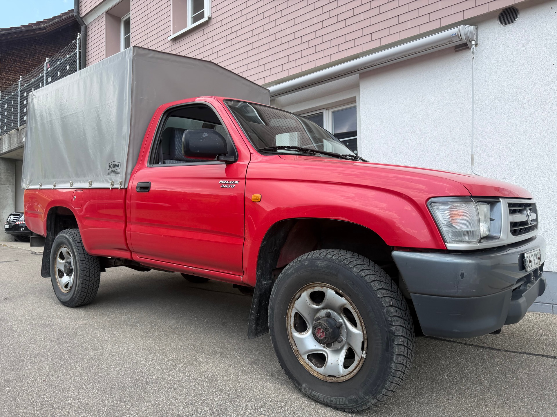 TOYOTA Hilux LN 165 - L-image-1