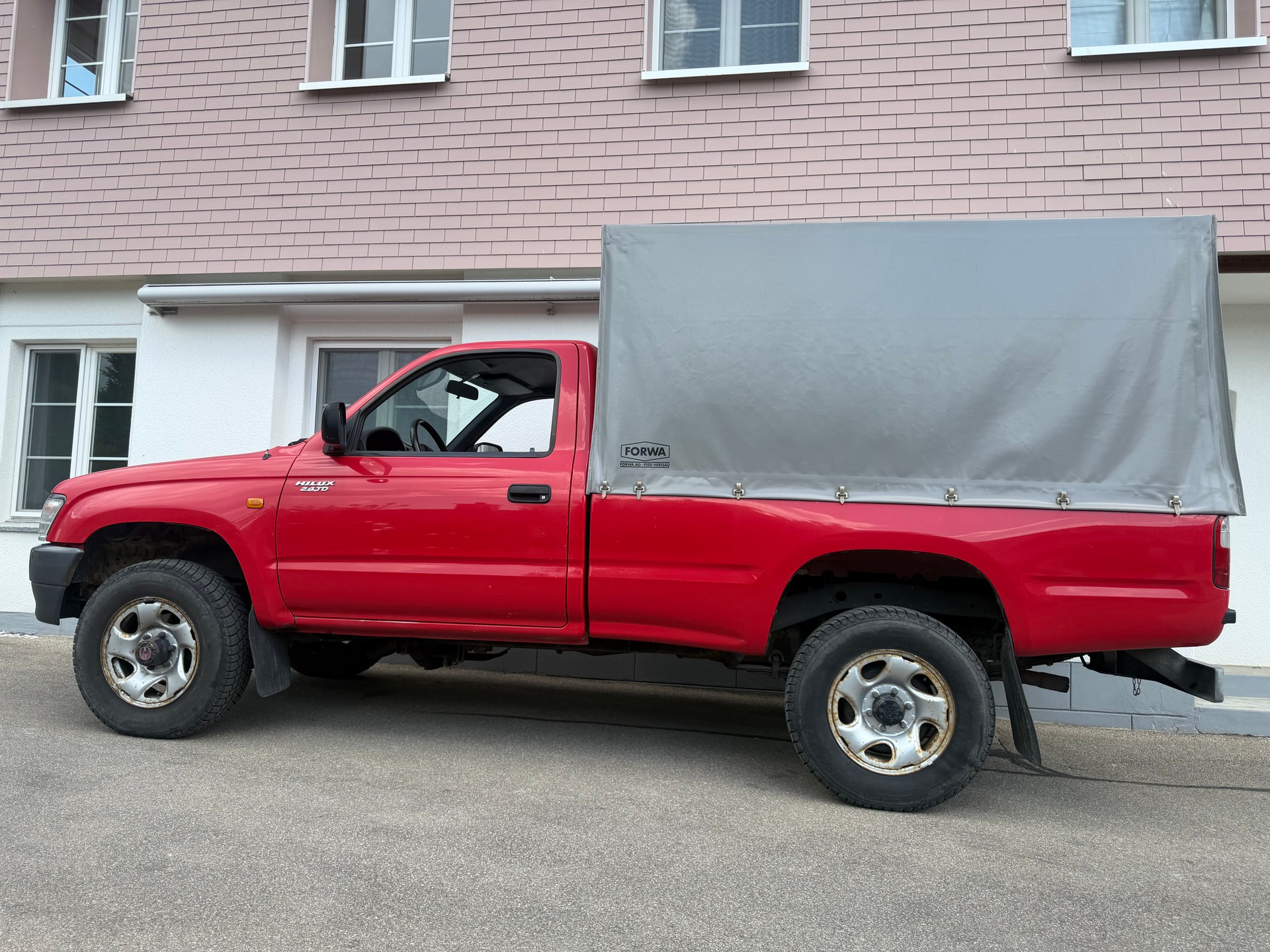 TOYOTA Hilux LN 165 - L-image-4
