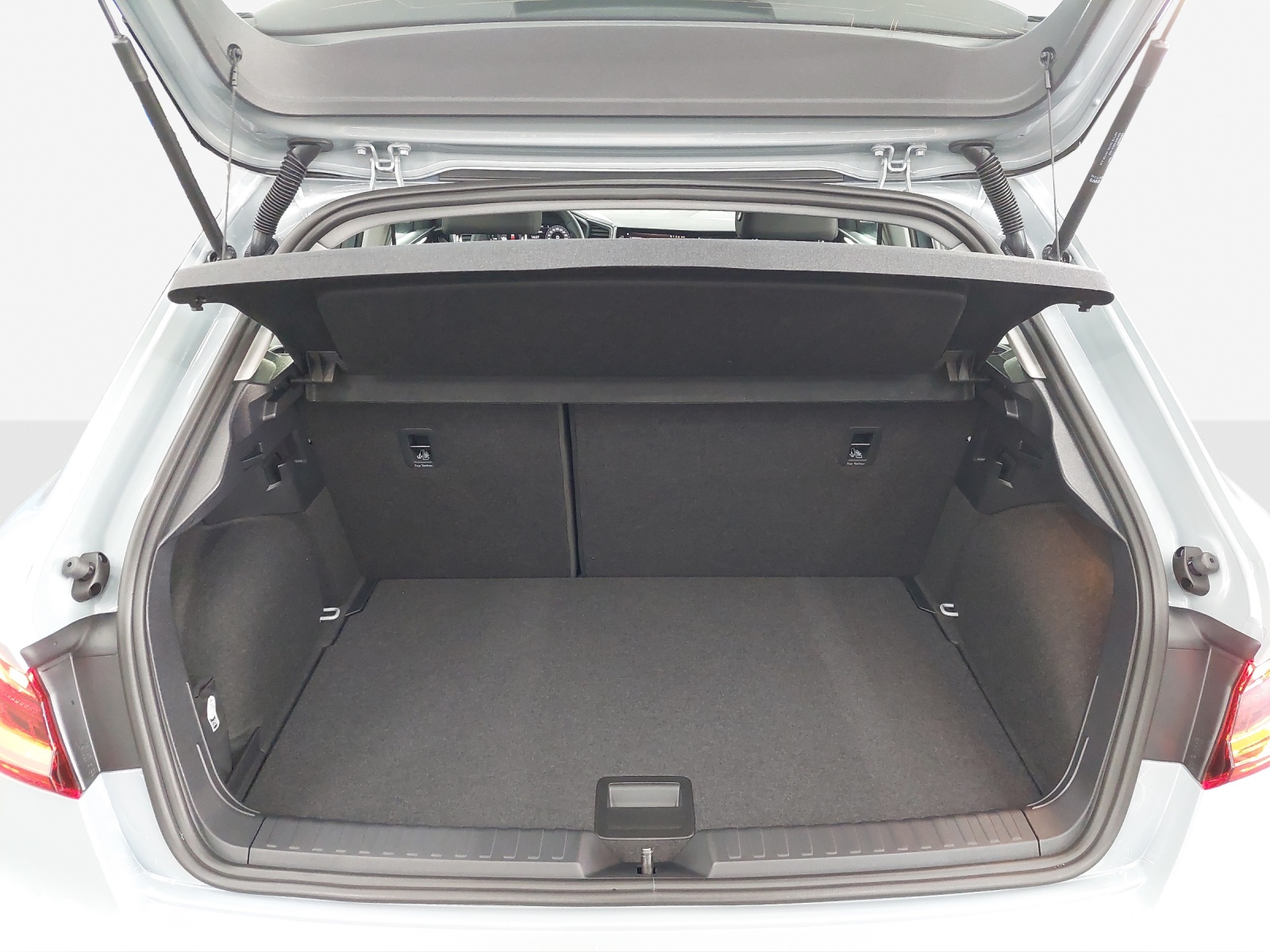 AUDI A1 Sportback 30 TFSI Attraction-image-12