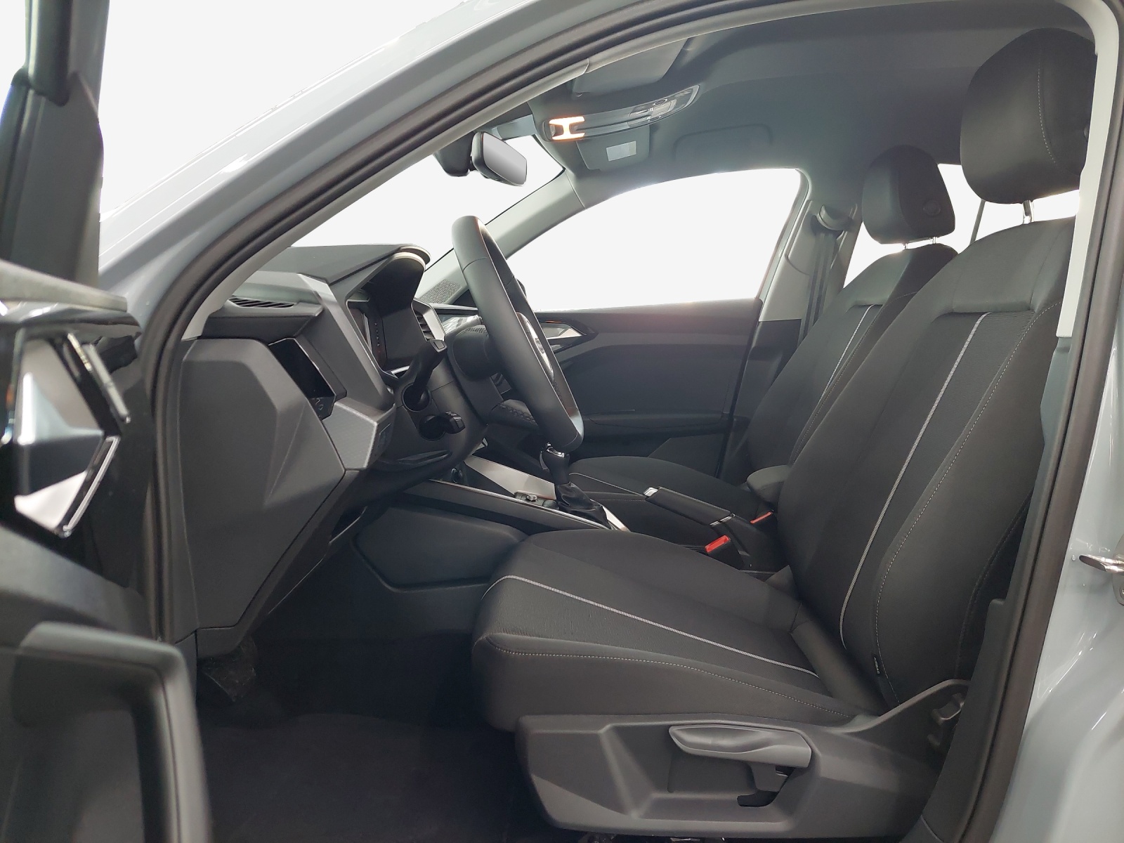 AUDI A1 Sportback 30 TFSI Attraction-image-7