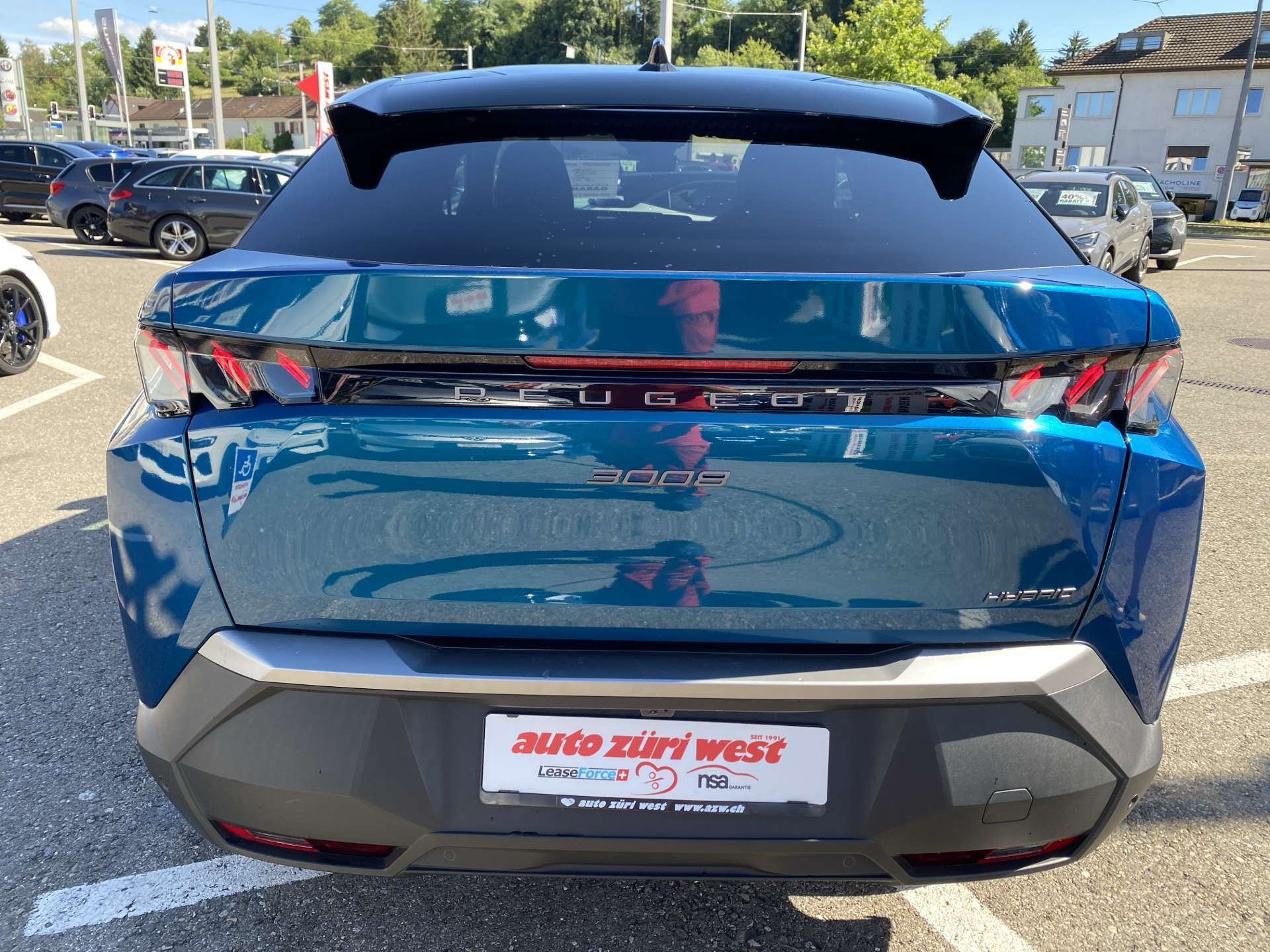 PEUGEOT 3008 145 GT Hybrid e-DCS-Automat-image-13