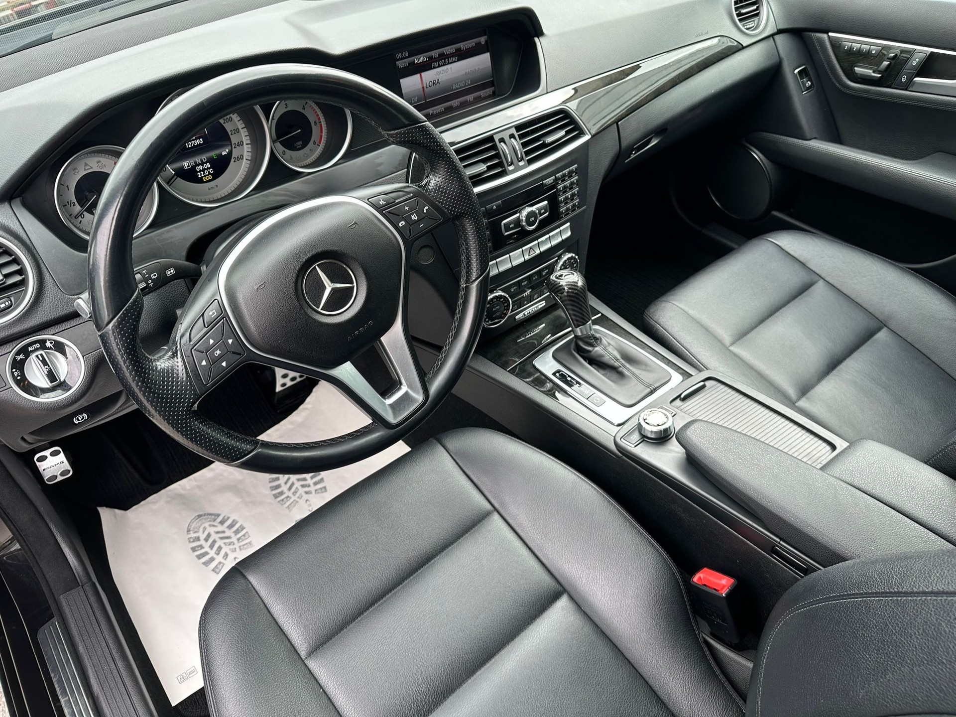MERCEDES-BENZ C 250 CDI Avantgarde 4Matic 7G-Tronic-image-17