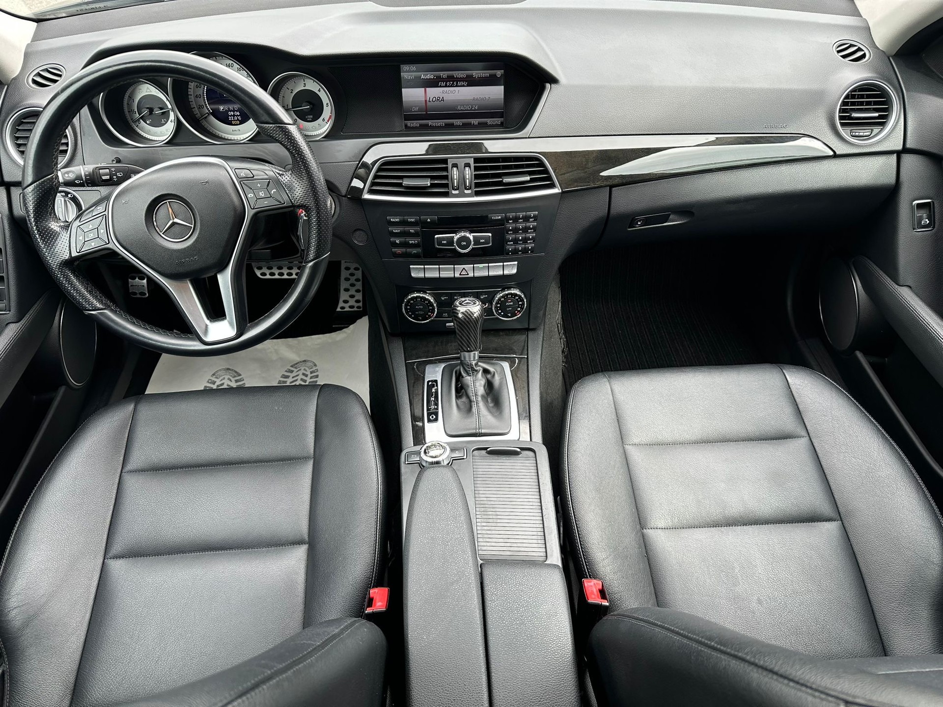 MERCEDES-BENZ C 250 CDI Avantgarde 4Matic 7G-Tronic-image-10