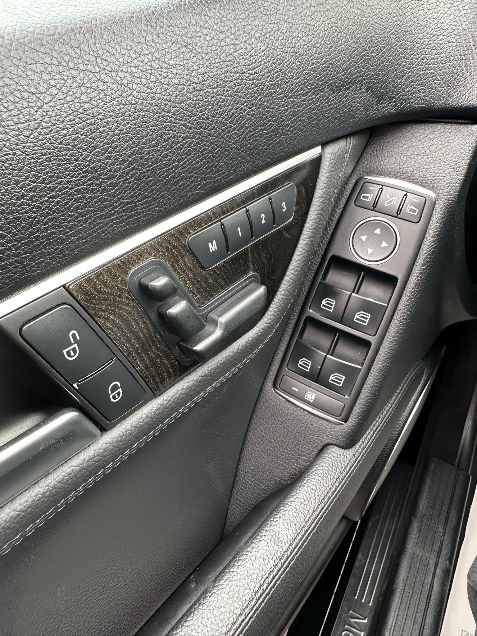 MERCEDES-BENZ C 250 CDI Avantgarde 4Matic 7G-Tronic-image-11