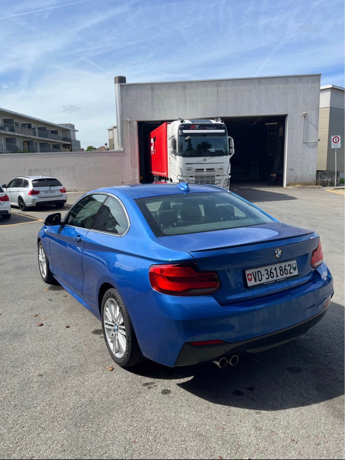 BMW 220d xDrive-image-1