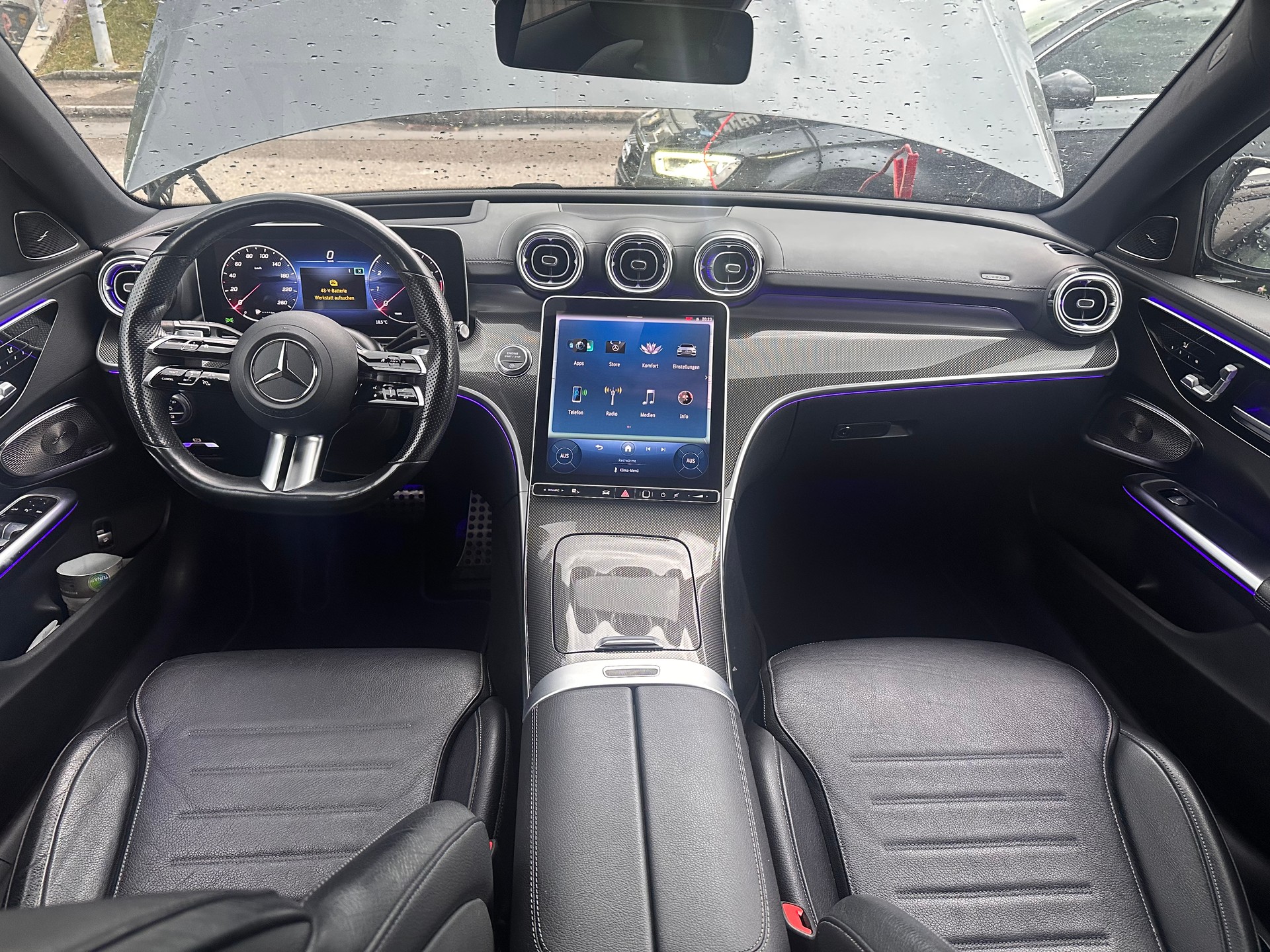 MERCEDES-BENZ C 200 AMG Line 4matic-image-3