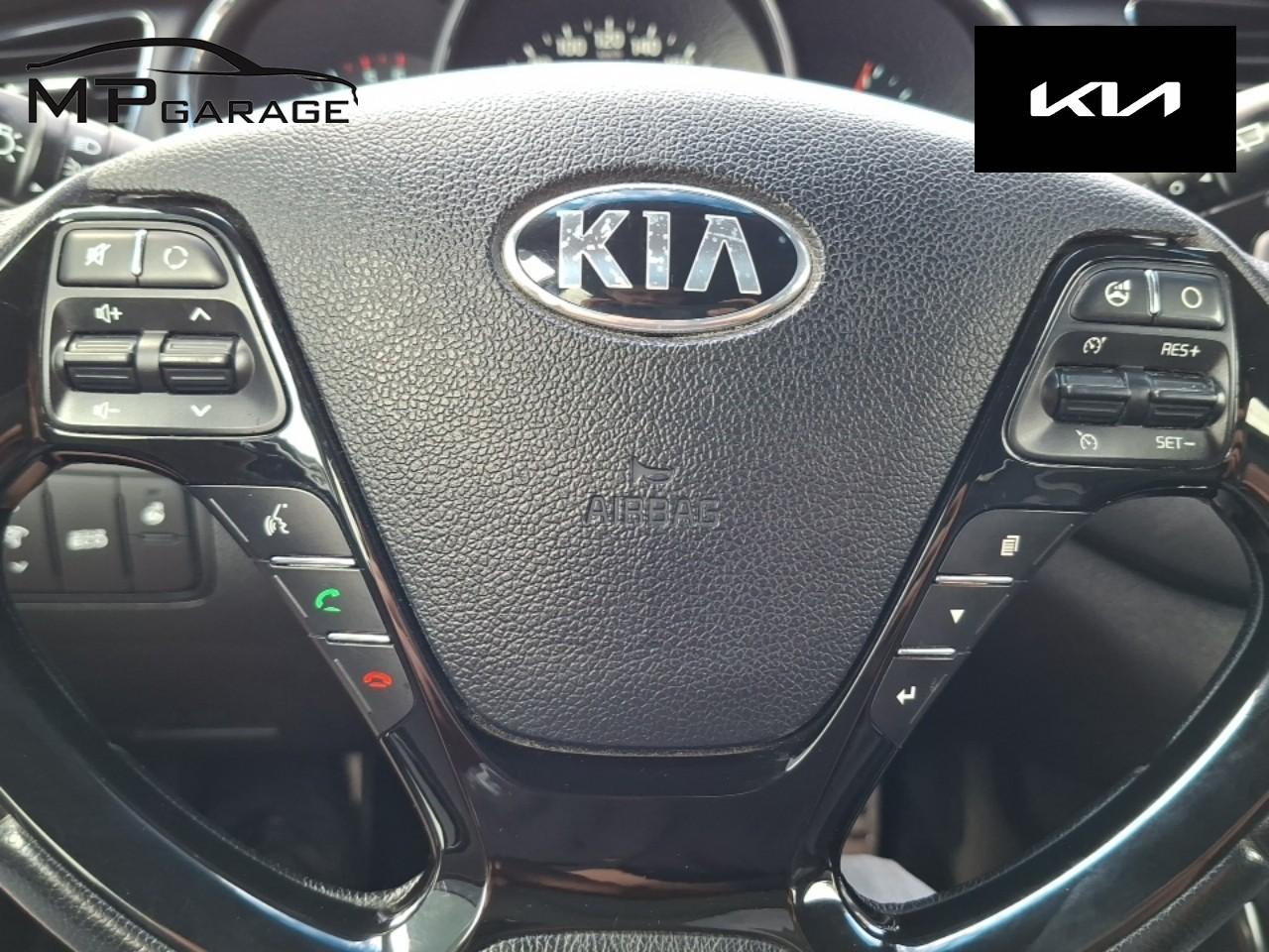 KIA Cee'd Sporty Wagon 1.6 CRDi Style-image-8