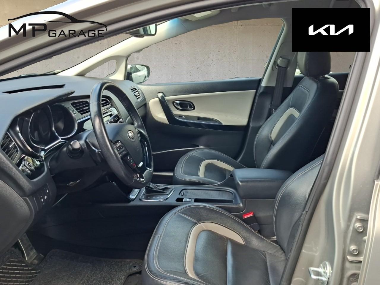 KIA Cee'd Sporty Wagon 1.6 CRDi Style-image-13