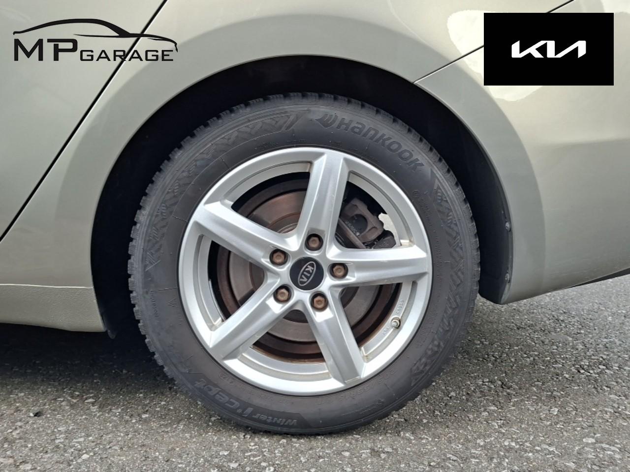 KIA Cee'd Sporty Wagon 1.6 CRDi Style-image-15
