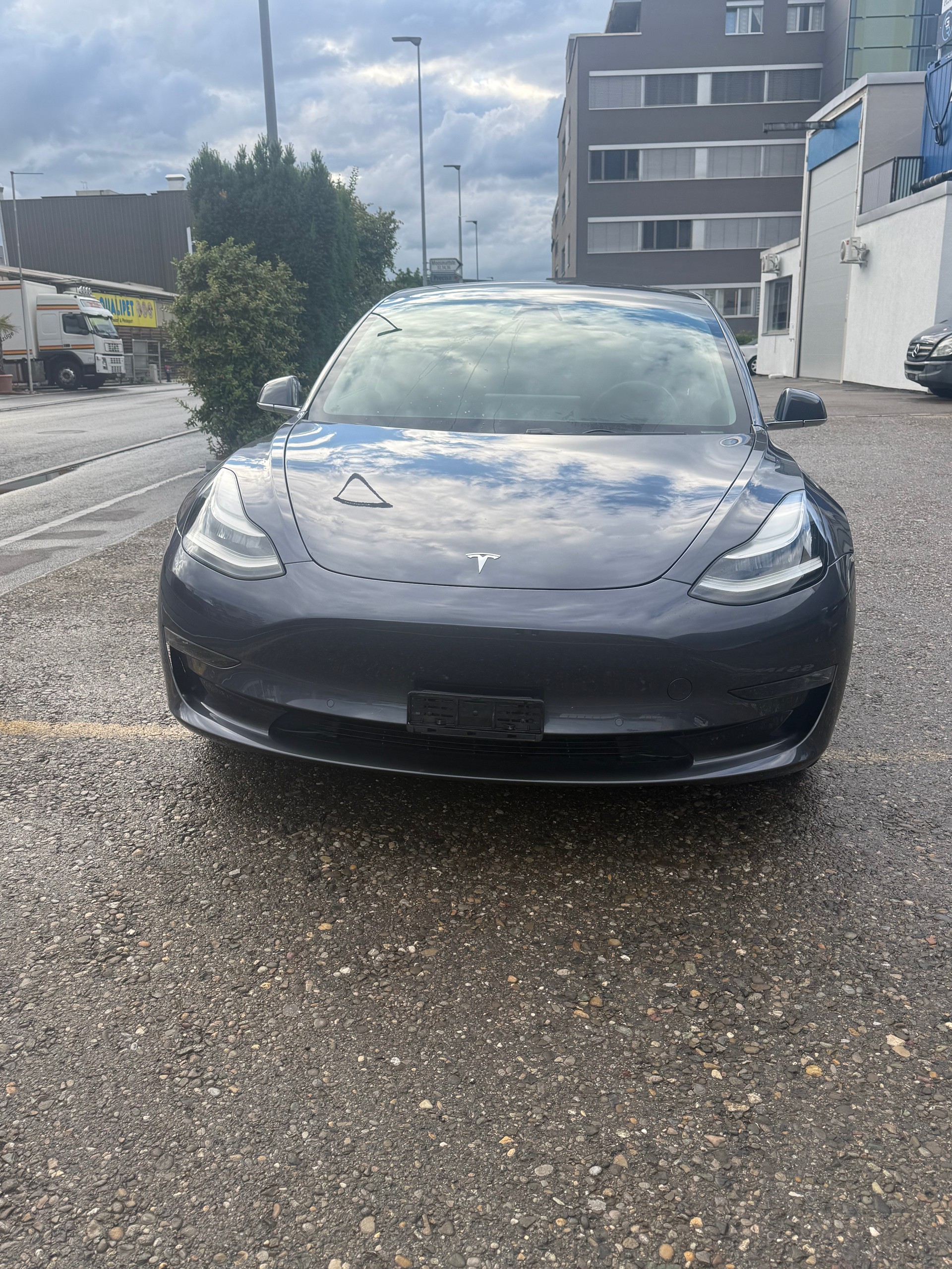 TESLA Long Range D-image-0