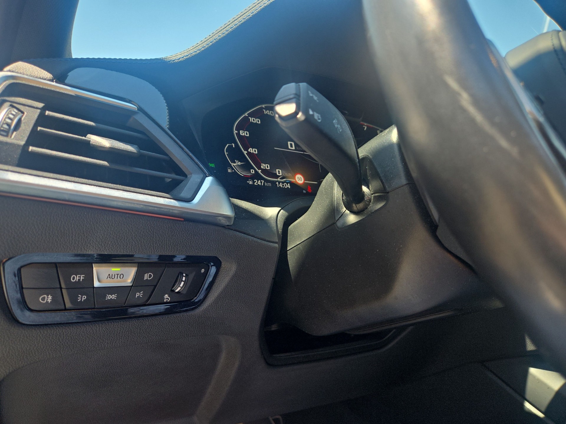 BMW M340i xDrive 48V Touring Steptronic-image-18
