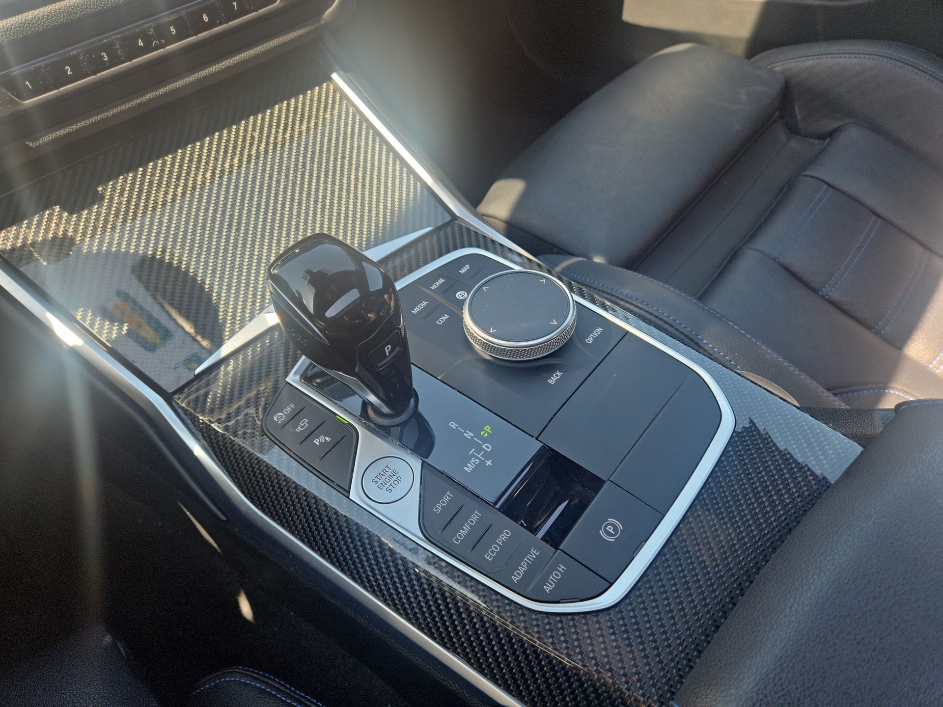 BMW M340i xDrive 48V Touring Steptronic-image-9