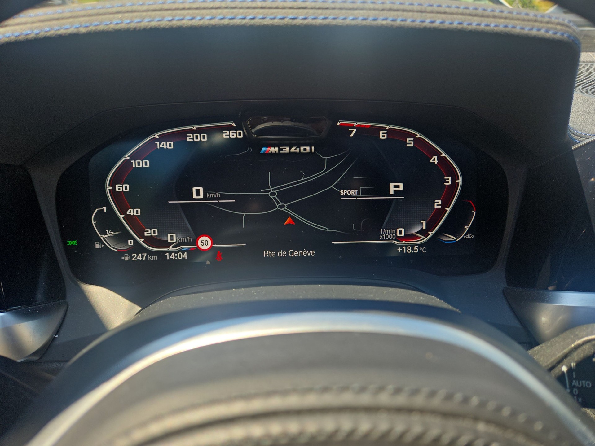 BMW M340i xDrive 48V Touring Steptronic-image-10