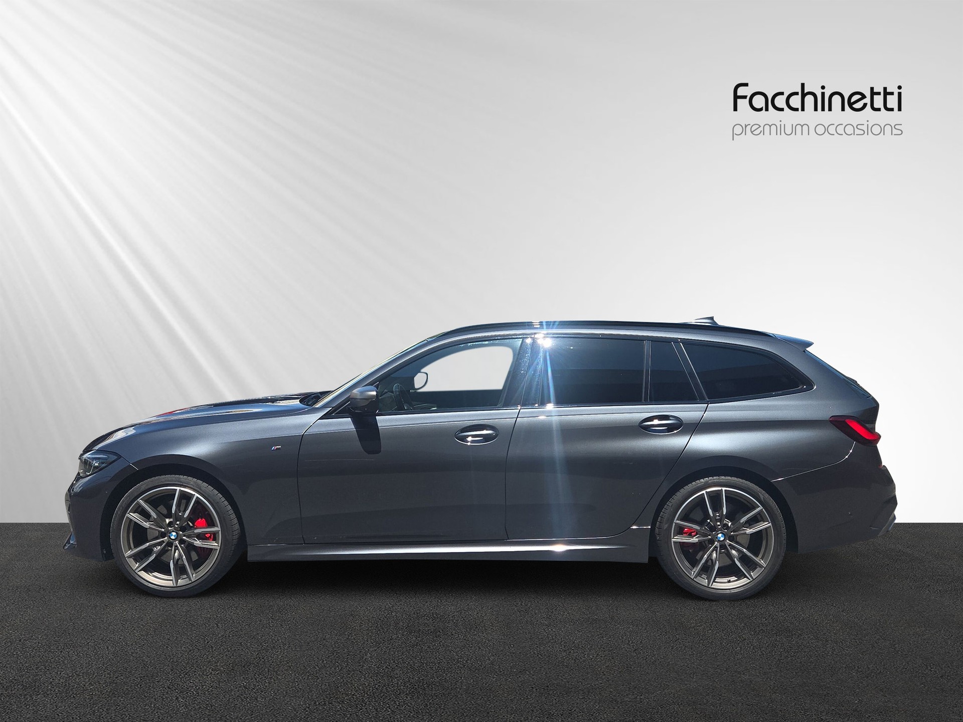 BMW M340i xDrive 48V Touring Steptronic-showroom-element-1
