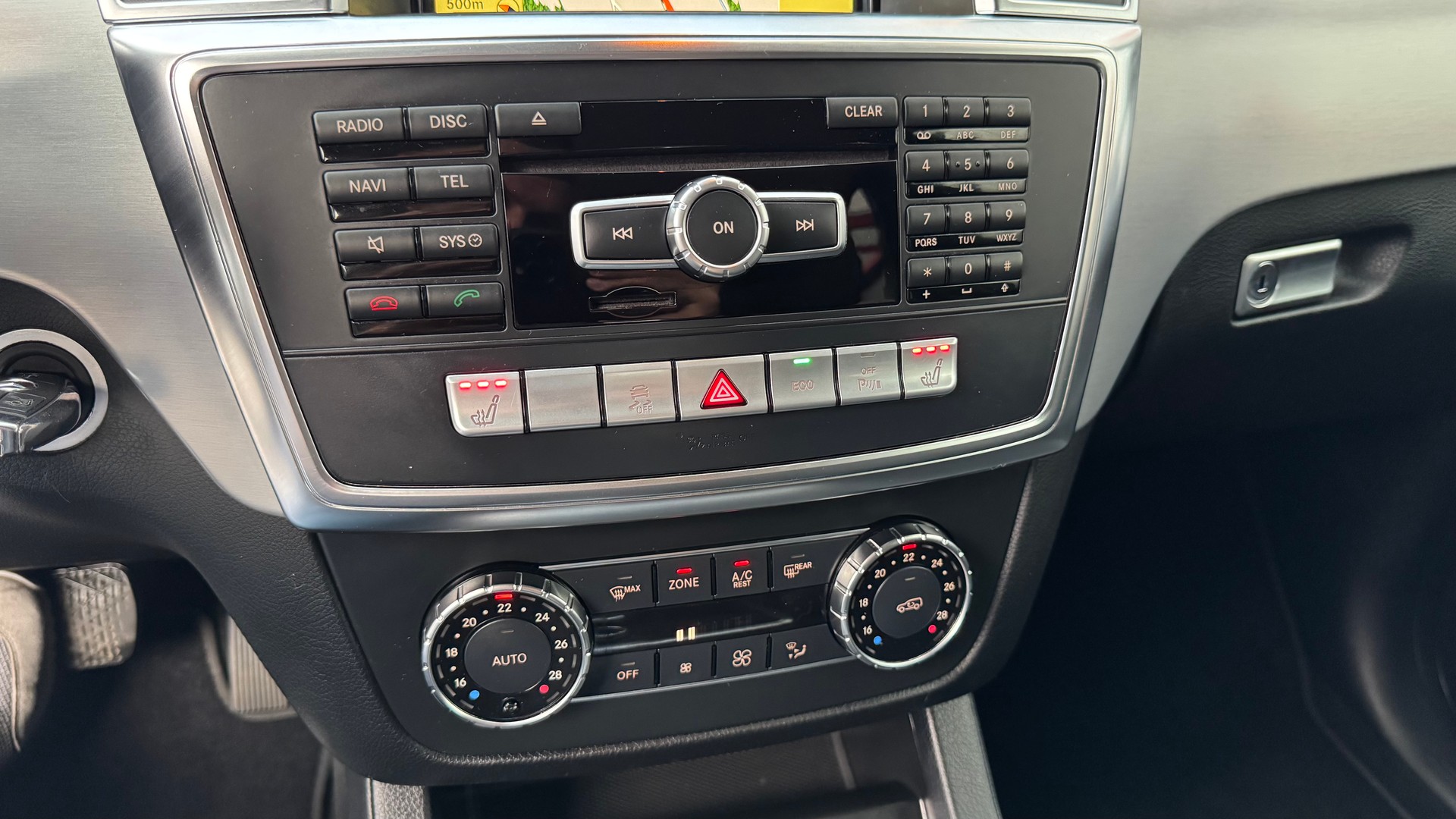 MERCEDES-BENZ ML 350 BlueTEC Edition 4Matic 7G-Tronic-image-19