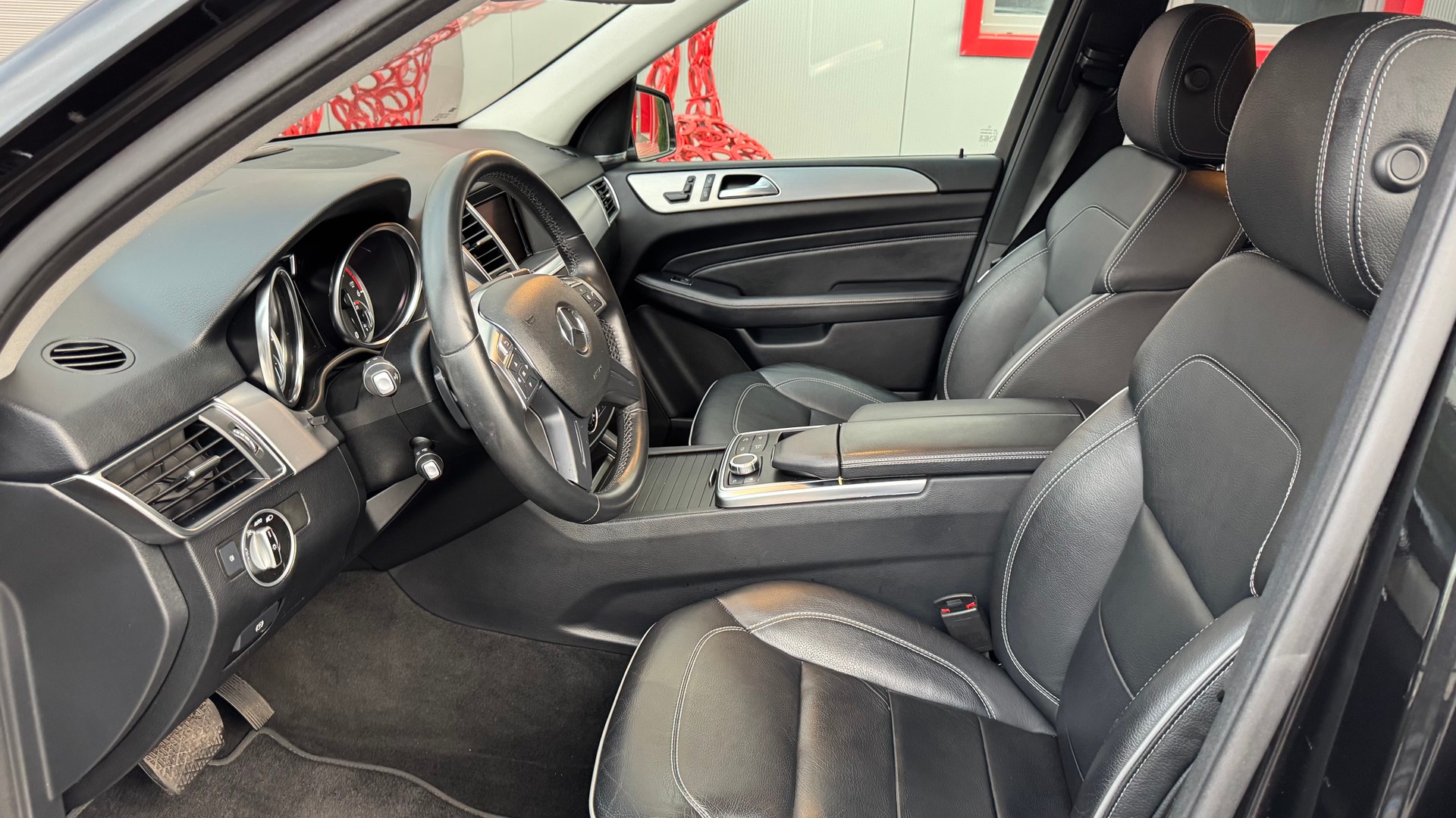 MERCEDES-BENZ ML 350 BlueTEC Edition 4Matic 7G-Tronic-image-7