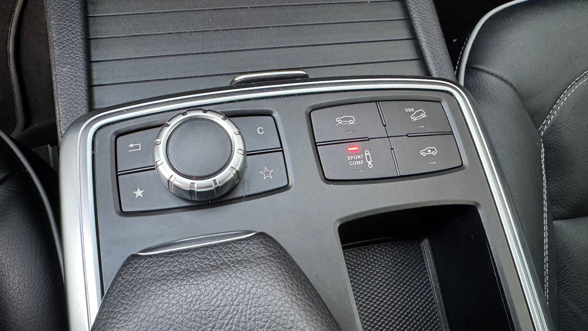 MERCEDES-BENZ ML 350 BlueTEC Edition 4Matic 7G-Tronic-image-20