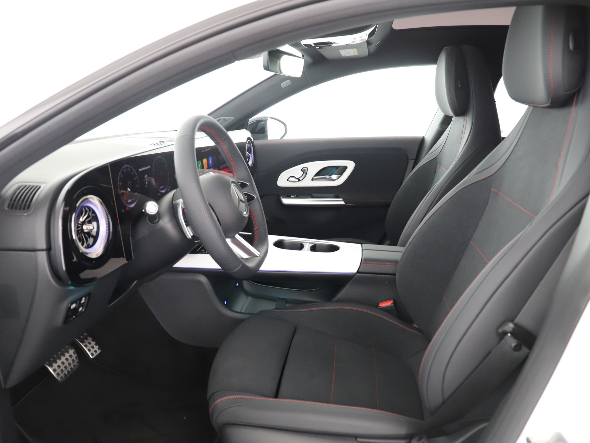 MERCEDES-BENZ CLA SB 220 4M 8G-DCT-image-9
